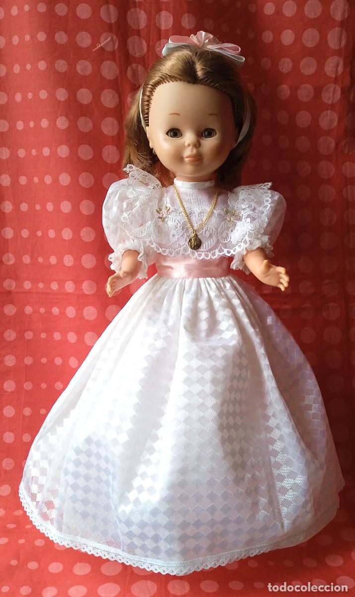 Mu&ntilde;ecas Nancy y Lucas: VESTIDO COMUNION NANCY A&Ntilde;OS 70 - Foto 1