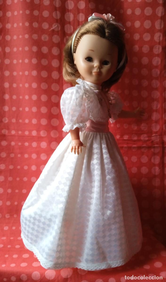 Mu&ntilde;ecas Nancy y Lucas: VESTIDO COMUNION NANCY A&Ntilde;OS 70 - Foto 4