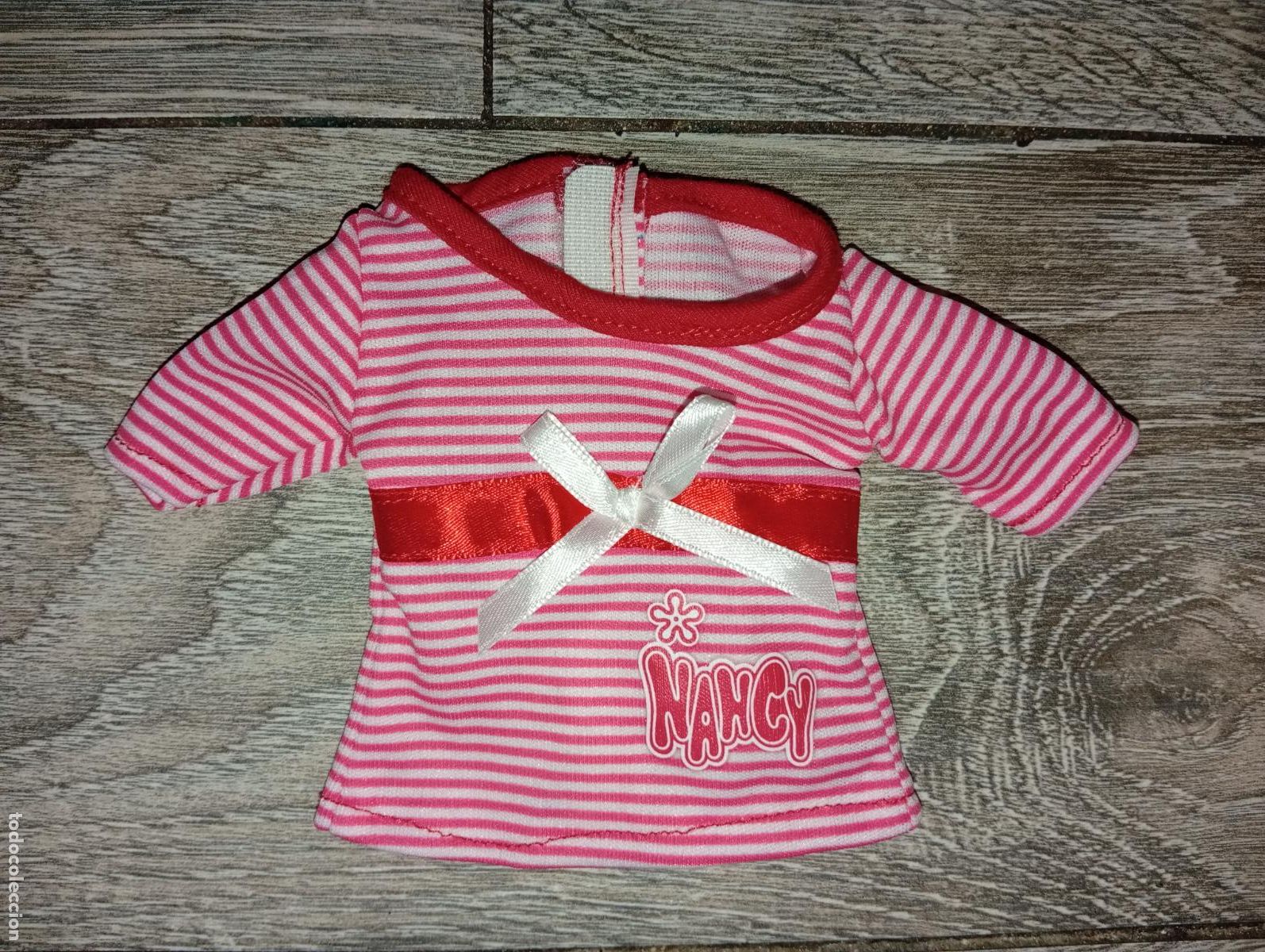 Mu&ntilde;ecas Nancy y Lucas: Camiseta de mu&ntilde;eca Nancy New Nancy moderna