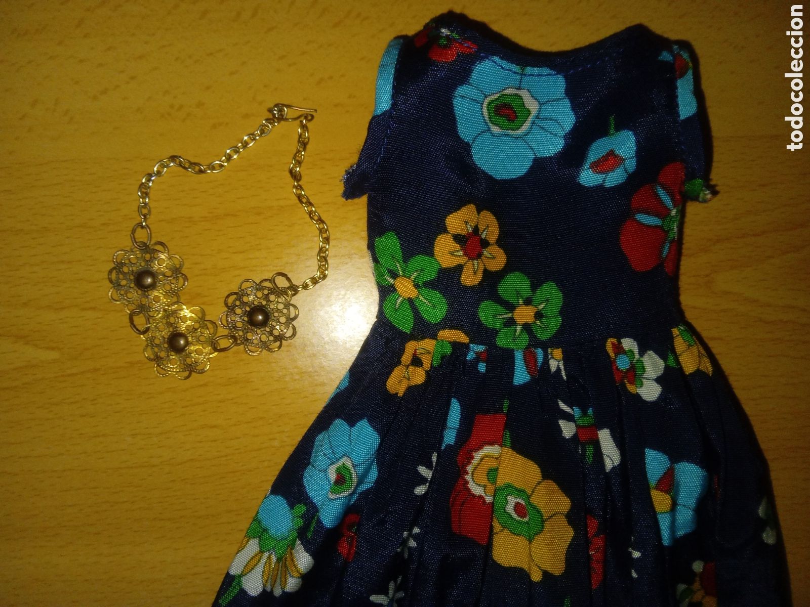 Bonecas Nancy e Lucas: NANCY DE FAMOSA VESTIDO FIESTA EN EL JARDIN Y DIFICIL COLLAR IBIZA NOCHE DE ESTRENO ORIGINAL A&Ntilde;OS 70