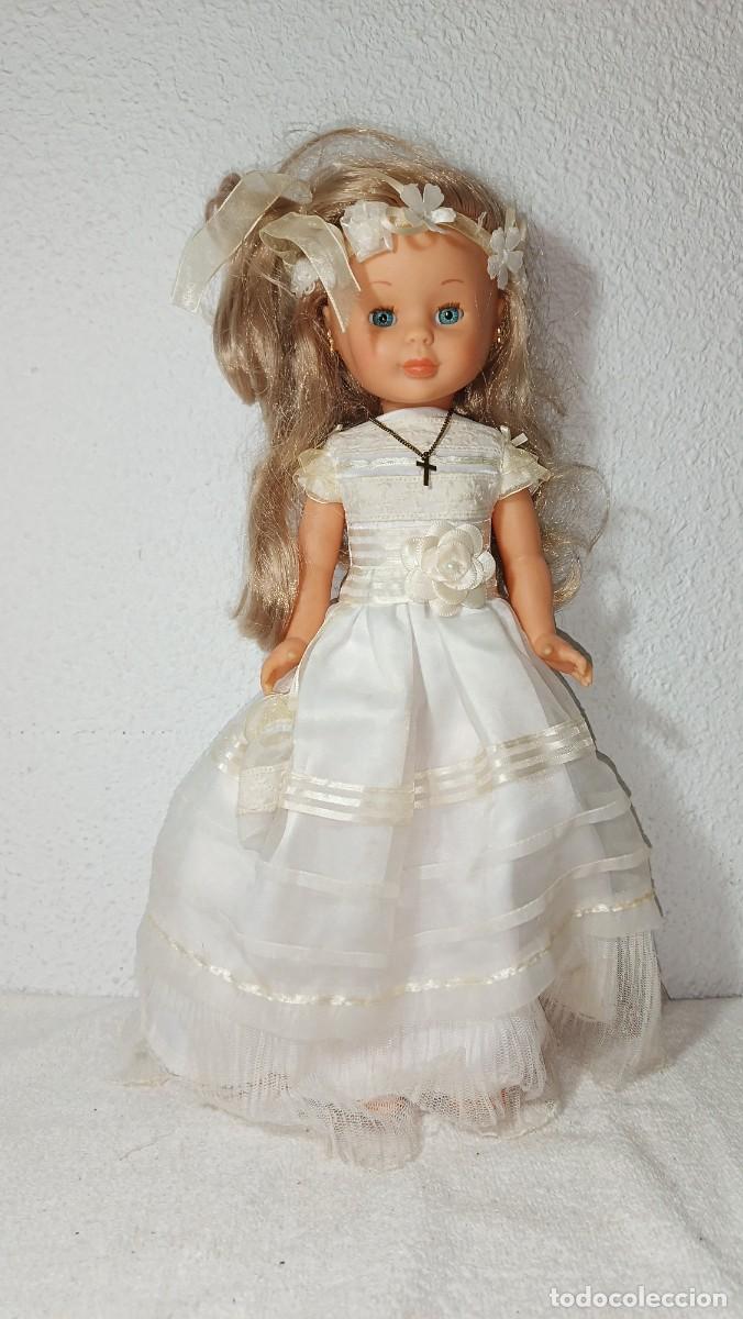 Mu&ntilde;ecas Nancy y Lucas: NANCY : MU&Ntilde;ECA NANCY COLECCION CON CONJUNTO COMUNION DE FAMOSA 2011 - Foto 3