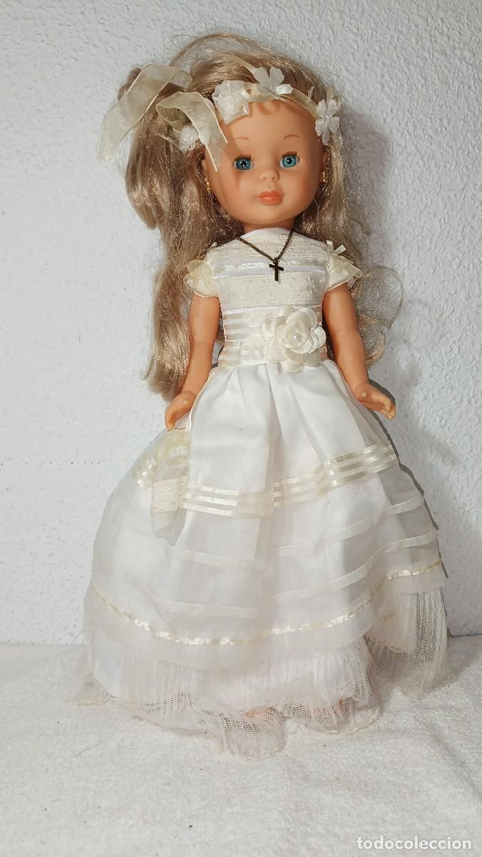Mu&ntilde;ecas Nancy y Lucas: NANCY : MU&Ntilde;ECA NANCY COLECCION CON CONJUNTO COMUNION DE FAMOSA 2011 - Foto 4