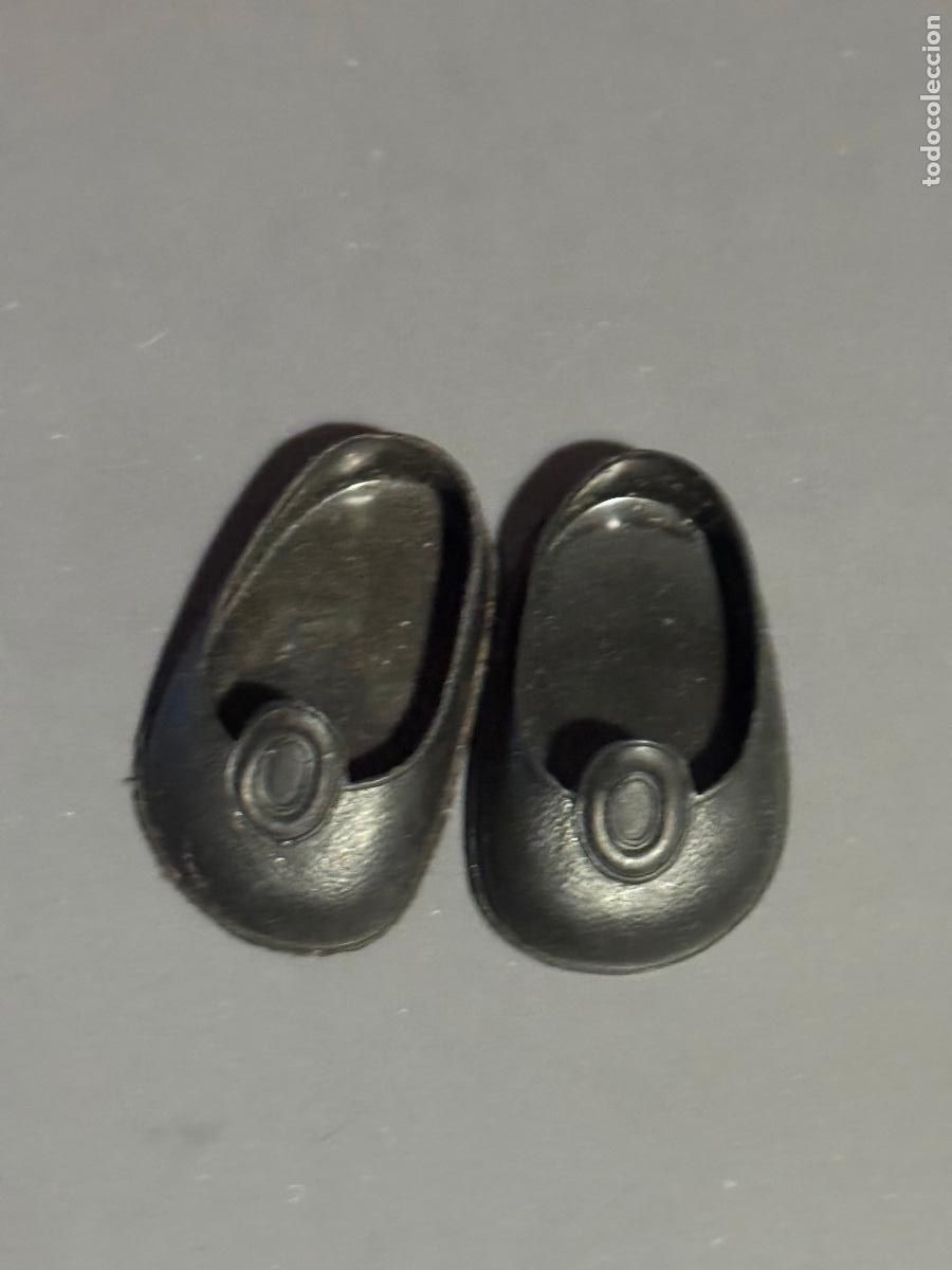 Nancy and Lucas Dolls: ZAPATOS NEGROS DE BOTON DE NANCY DE FAMOSA NUEVOS