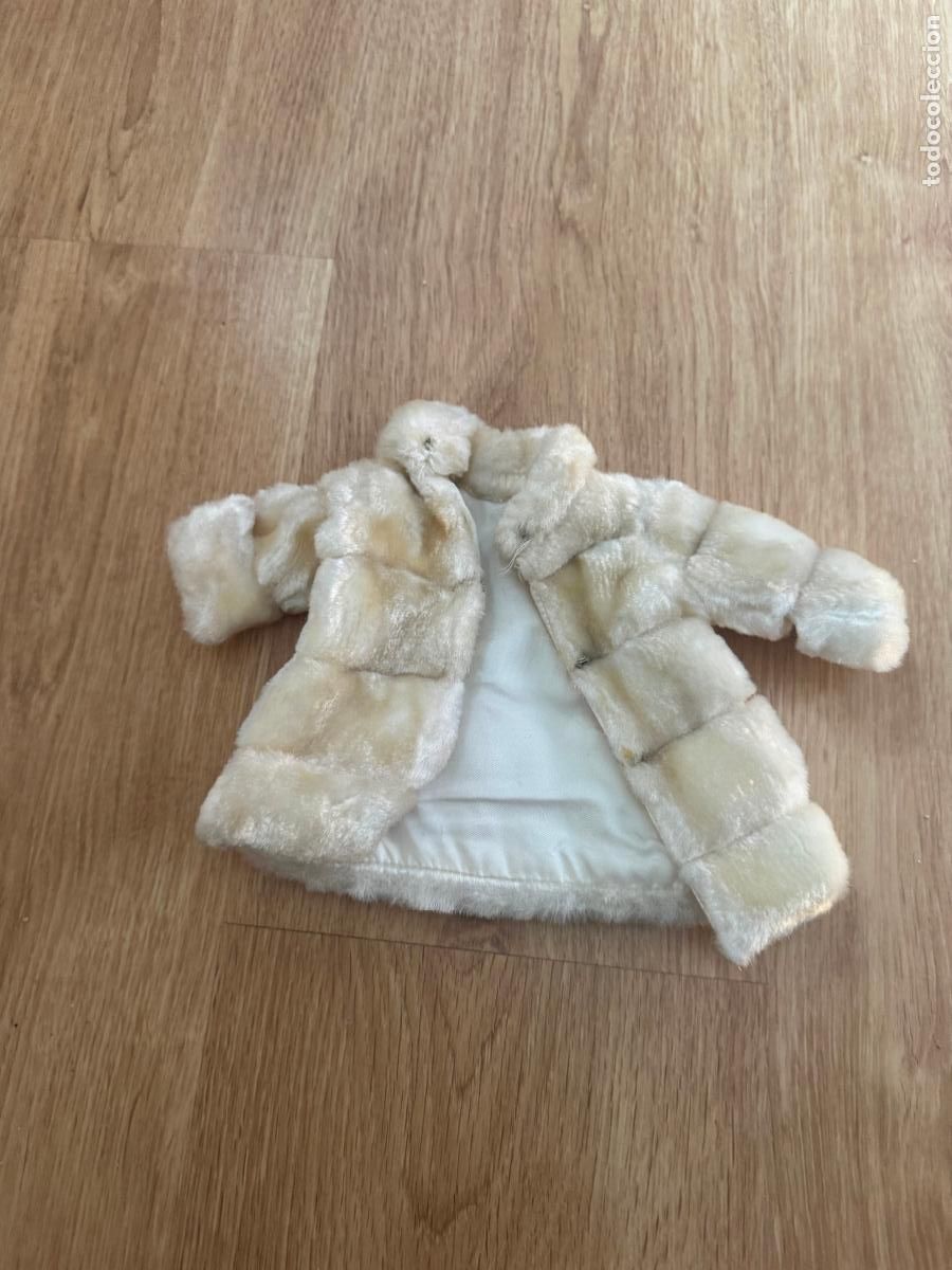 Mu&ntilde;ecas Nancy y Lucas: ABRIGO CONJUNTO VISON DE NANCY NUEVO