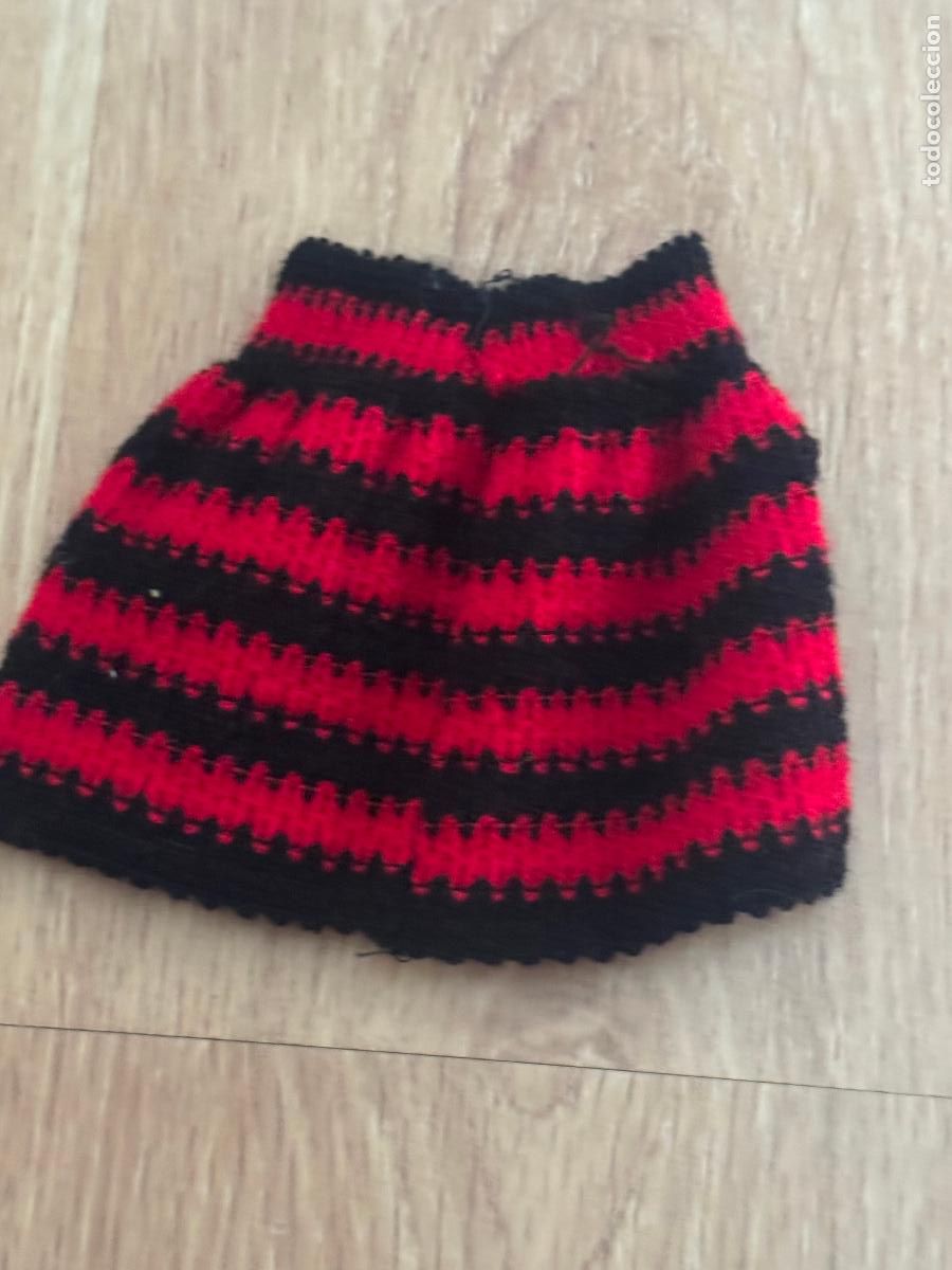 Mu&ntilde;ecas Nancy y Lucas: FALDA DEL CONJUNTO LANA DE NANCY DE FAMOSA NUEVO