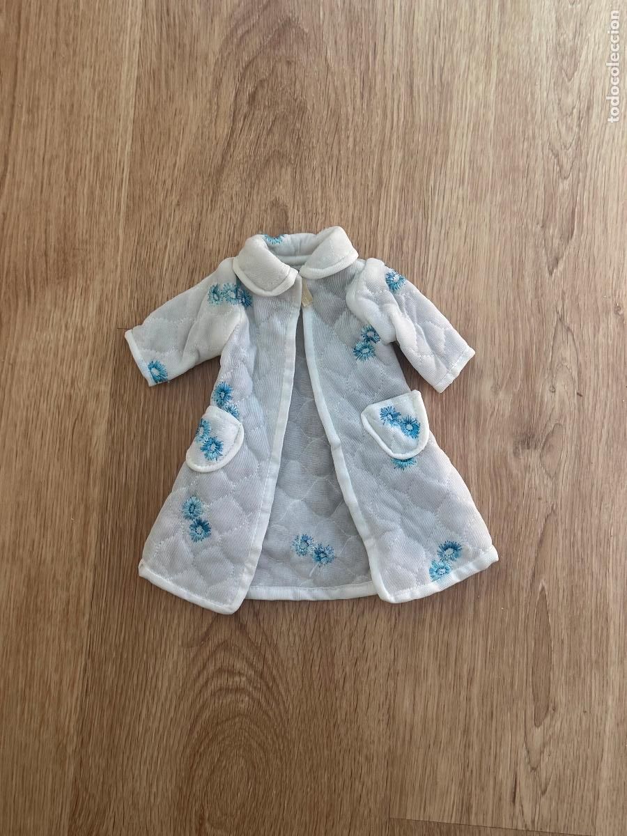 Mu&ntilde;ecas Nancy y Lucas: Vestido Nancy bata acolchada