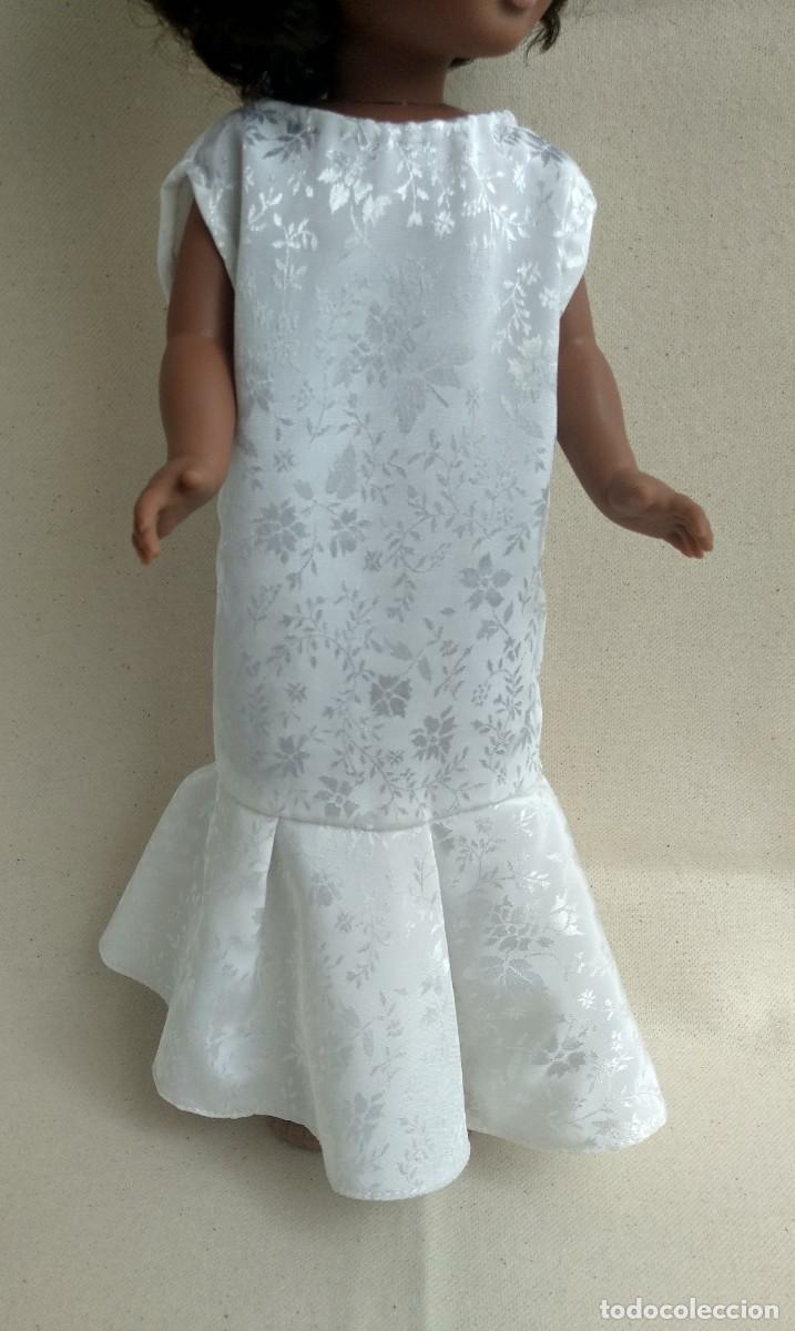 Mu&ntilde;ecas Nancy y Lucas: VESTIDO ARTESANAL PARA NANCY DE FAMOSA. A&Ntilde;OS 70