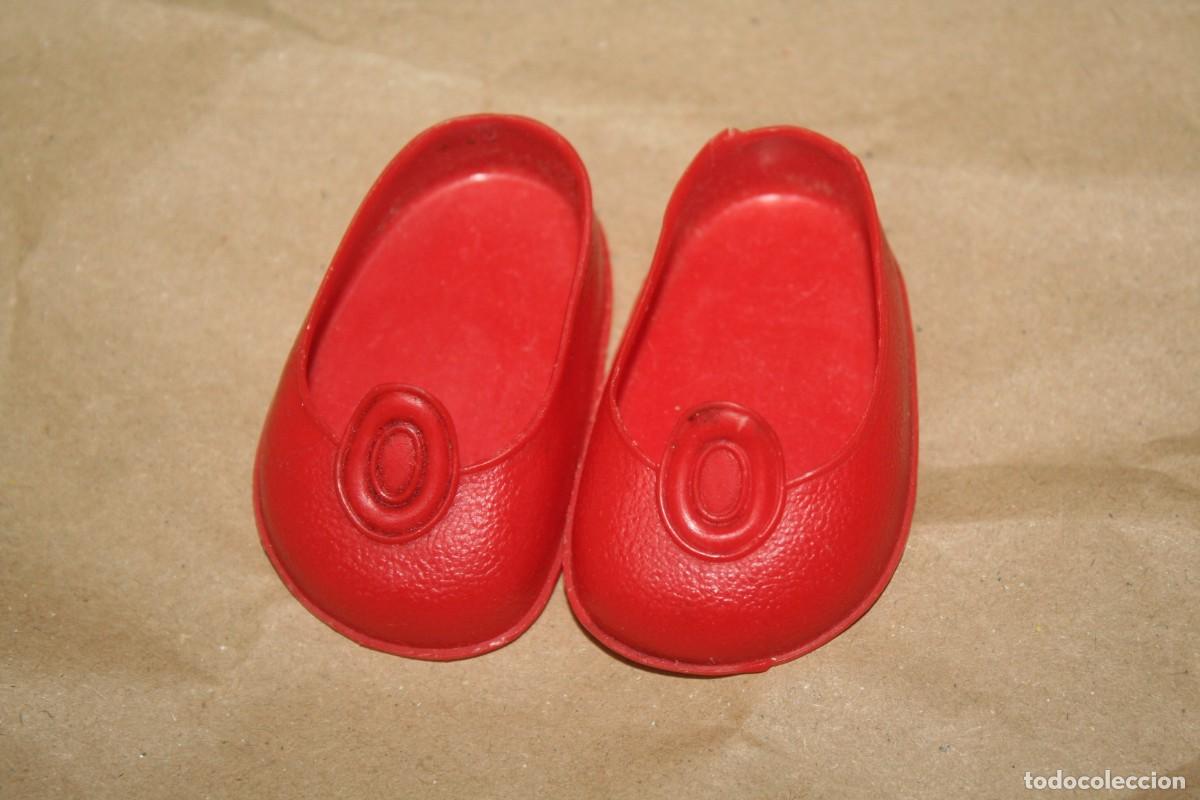 Mu&ntilde;ecas Nancy y Lucas: zapatos ZUECOS MU&Ntilde;ECA NANCY