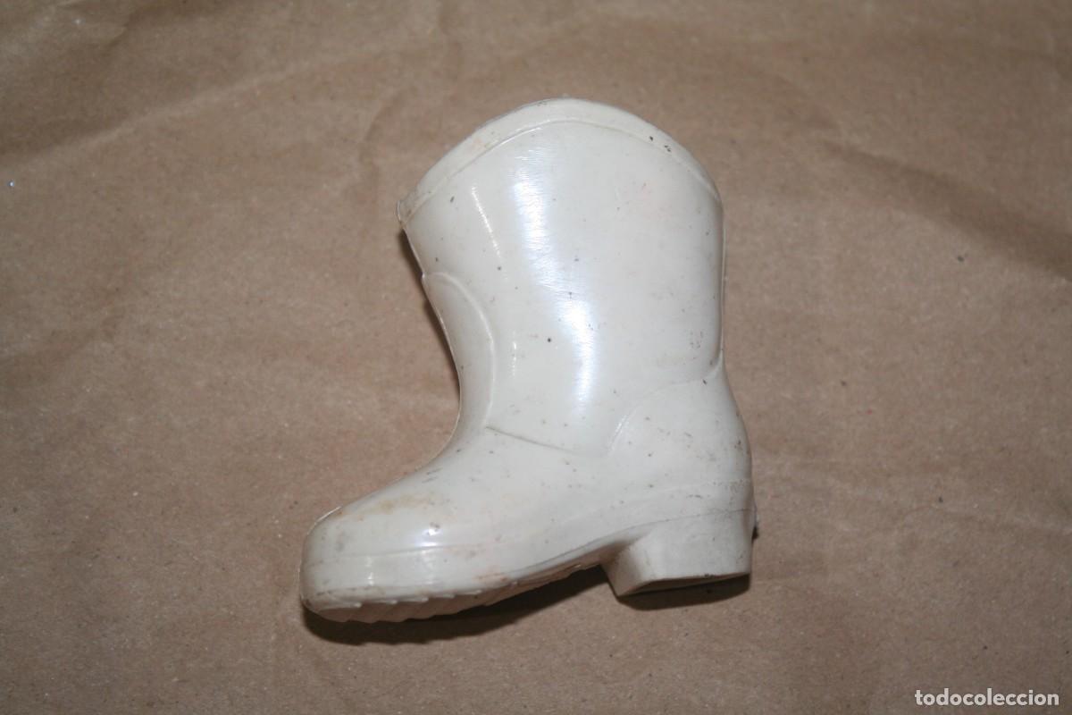 Mu&ntilde;ecas Nancy y Lucas: BOTA ORIGINAL MU&Ntilde;ECA NANCY DERECHA - Foto 1