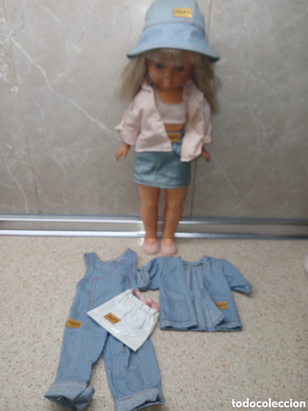 Mu&ntilde;ecas Nancy y Lucas: MU&Ntilde;ECA Y CONJUNTO VAQUERO TEJANO BLUSA PANTALON NANCY JEAN`S A&Ntilde;OS 80.