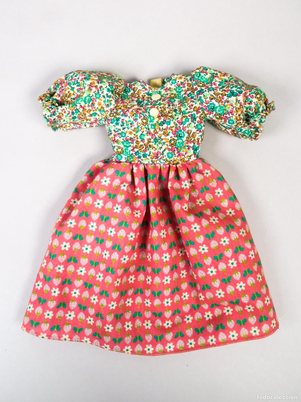 Mu&ntilde;ecas Nancy y Lucas: Nancy Famosa vestido conjunto Budapest con etiqueta a&ntilde;os 70