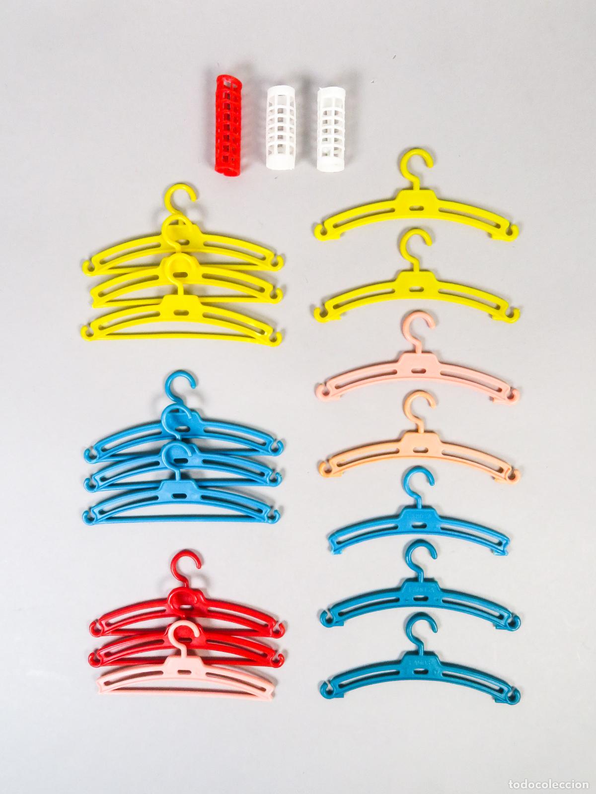 Mu&ntilde;ecas Nancy y Lucas: Nancy Famosa lote perchas y rulos a&ntilde;os 70