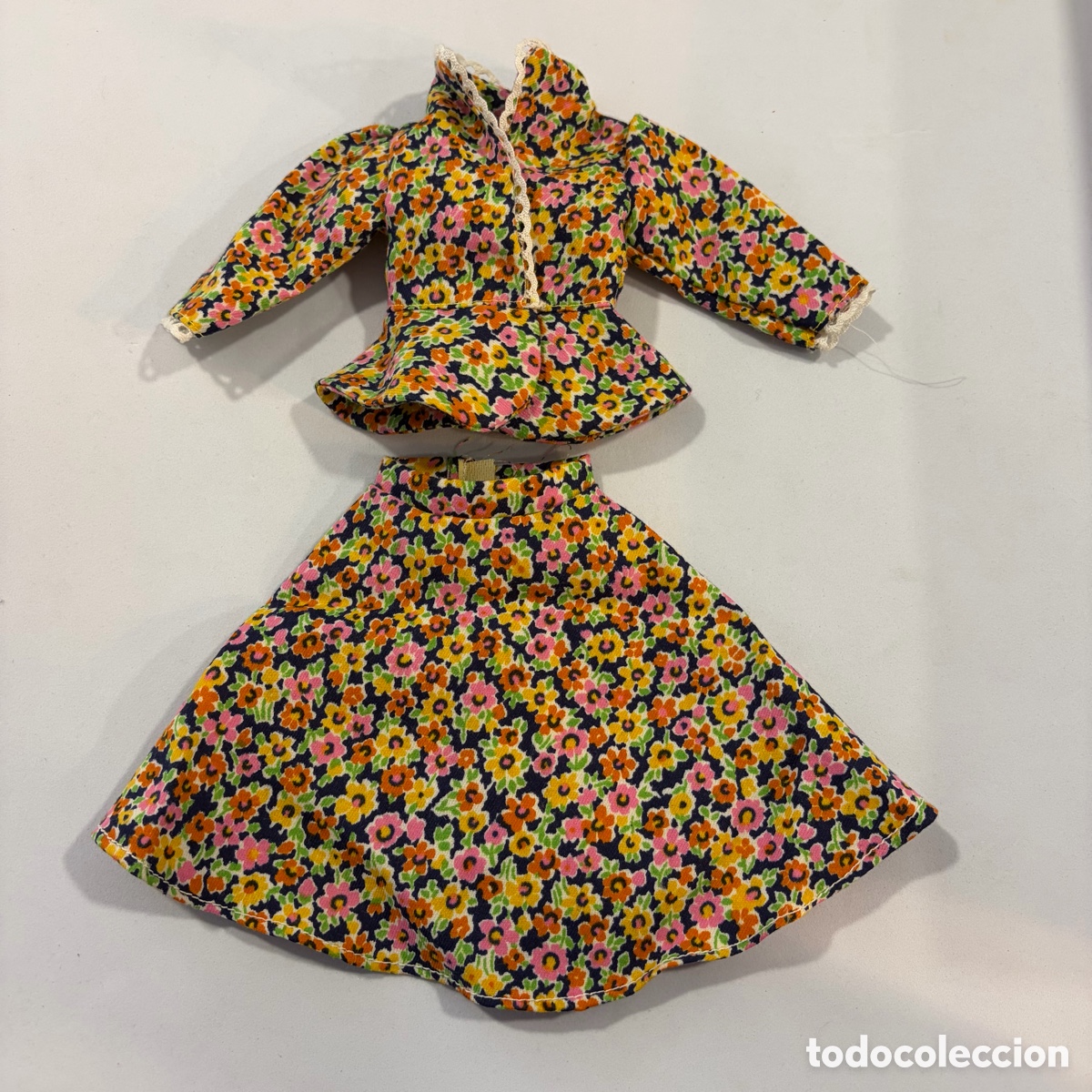 Mu&ntilde;ecas Nancy y Lucas: Conjunto Traje Chaqueta de Nancy original a&ntilde;os 70