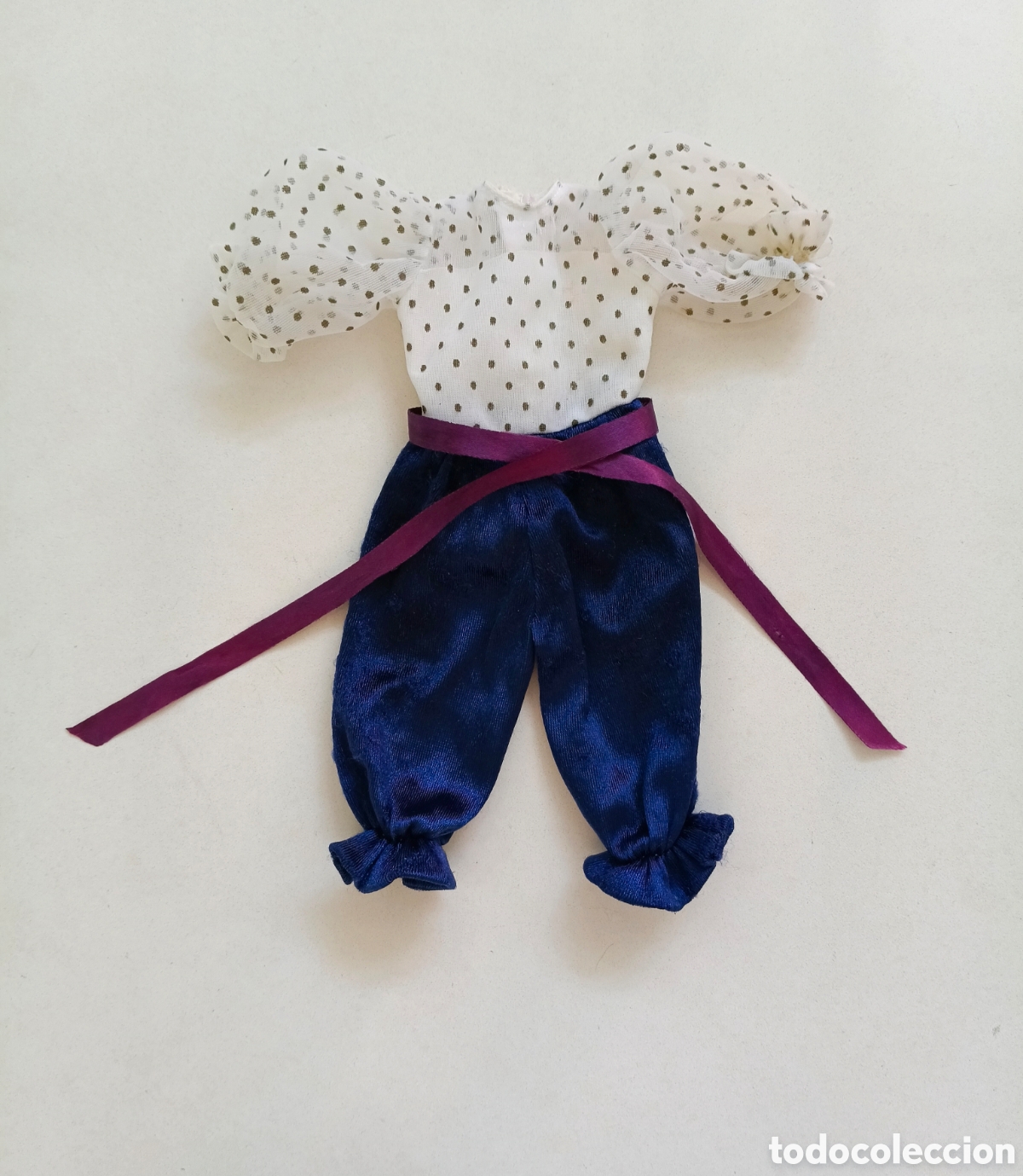 Mu&ntilde;ecas Nancy y Lucas: Nancy conjunto Maquillaje mono camisa blanca pantal&oacute;n azul Famosa a&ntilde;os 80