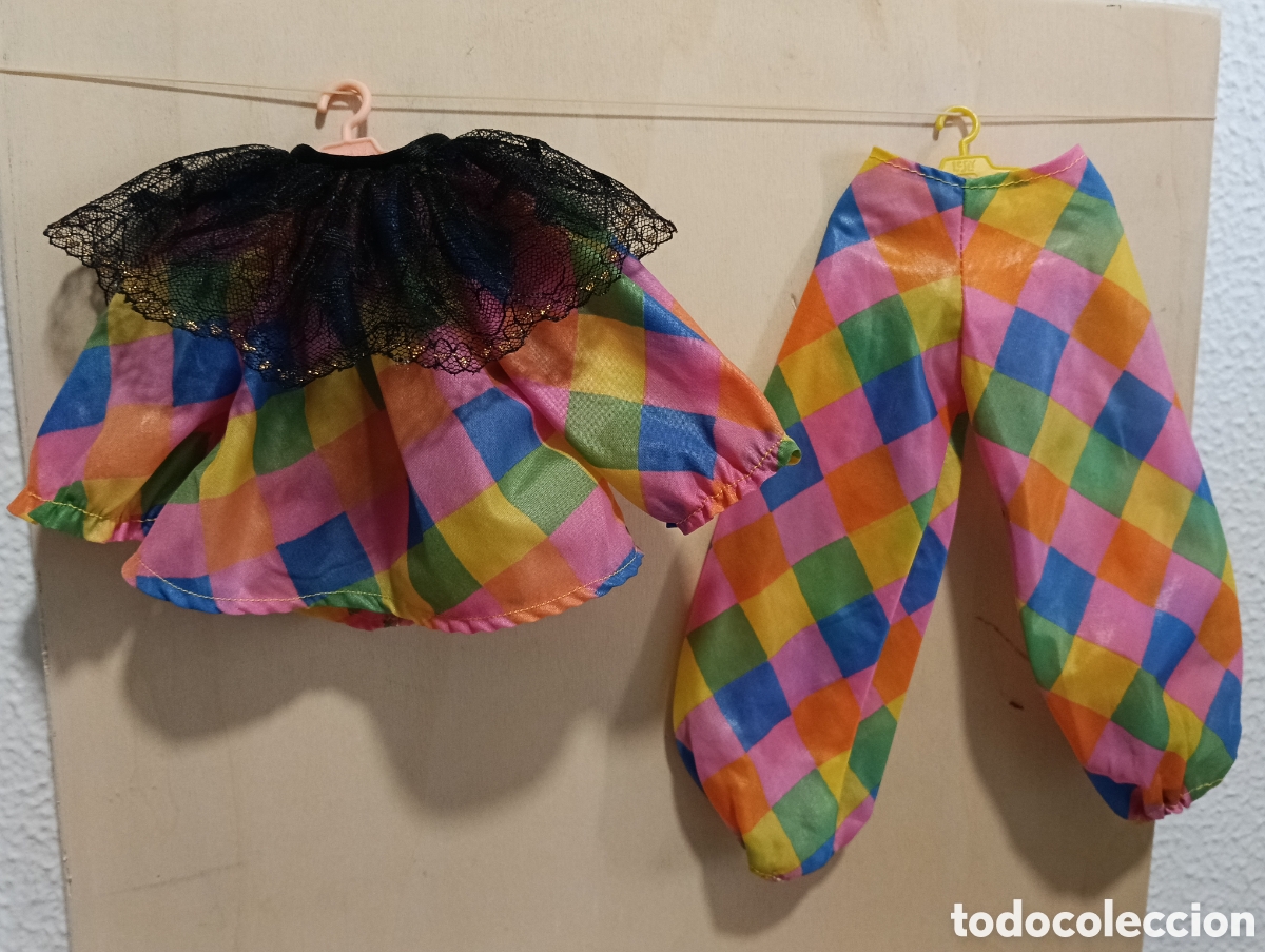 Mu&ntilde;ecas Nancy y Lucas: Conjunto Arlequ&iacute;n original Nancy de Famosa, a&ntilde;os 70, Ref. 900.