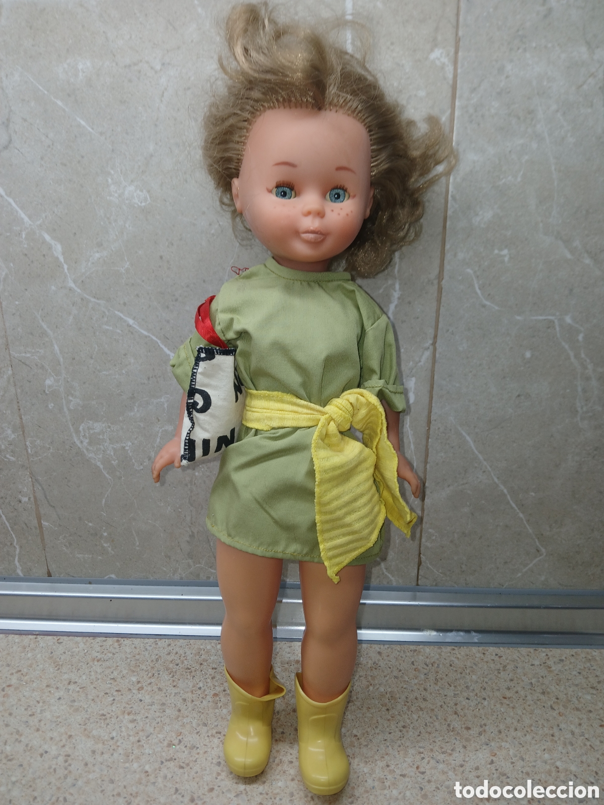Mu&ntilde;ecas Nancy y Lucas: MU&Ntilde;ECA NANCY CON SU ROPA ORIGINAL A&Ntilde;OS 80.