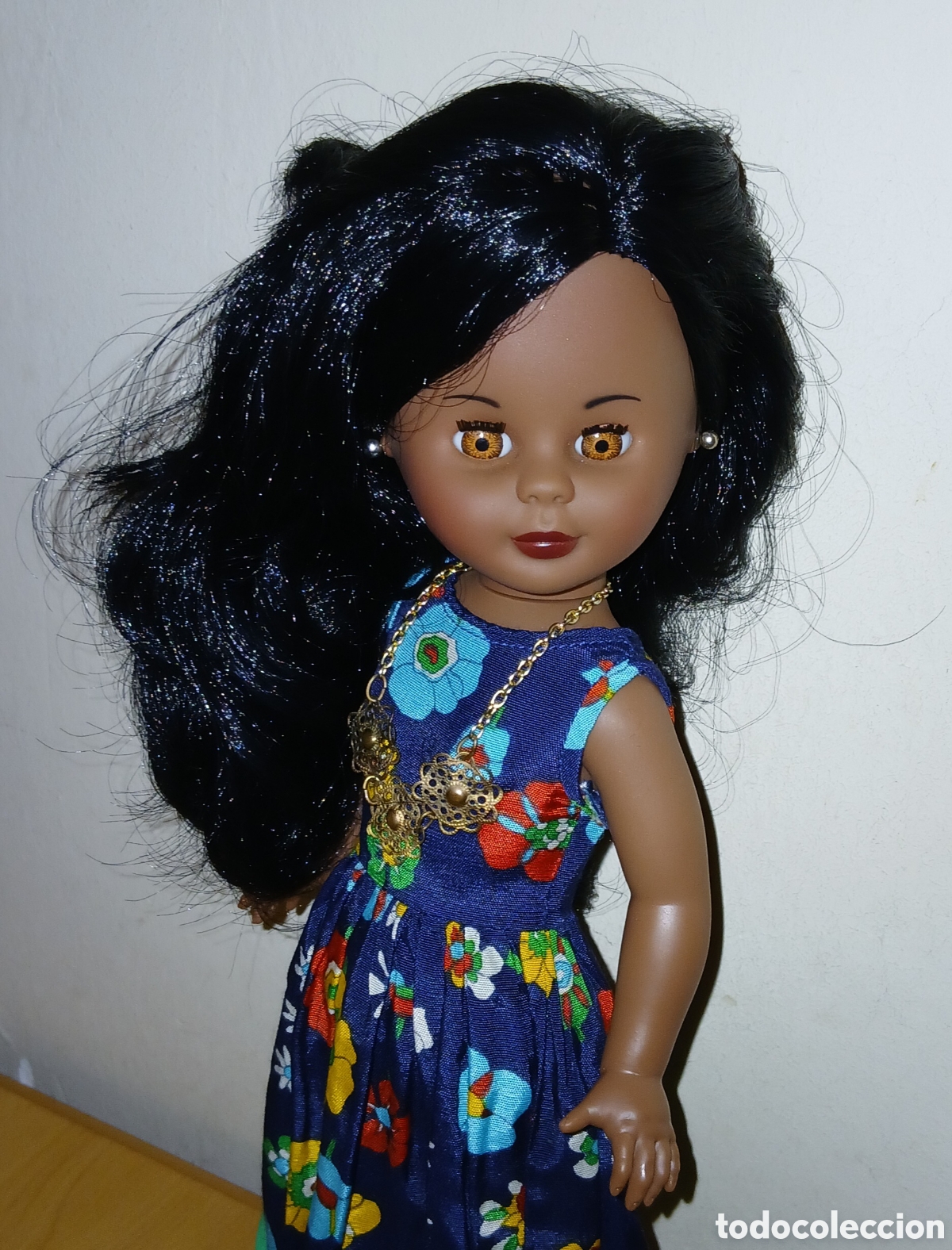 Mu&ntilde;ecas Nancy y Lucas: MU&Ntilde;ECA KIKA O PEPA NEGRITA CLON REPRODUCCION DE NANCY DE FAMOSA + DIFICIL COLLAR Y VESTIDO A&Ntilde;OS 70