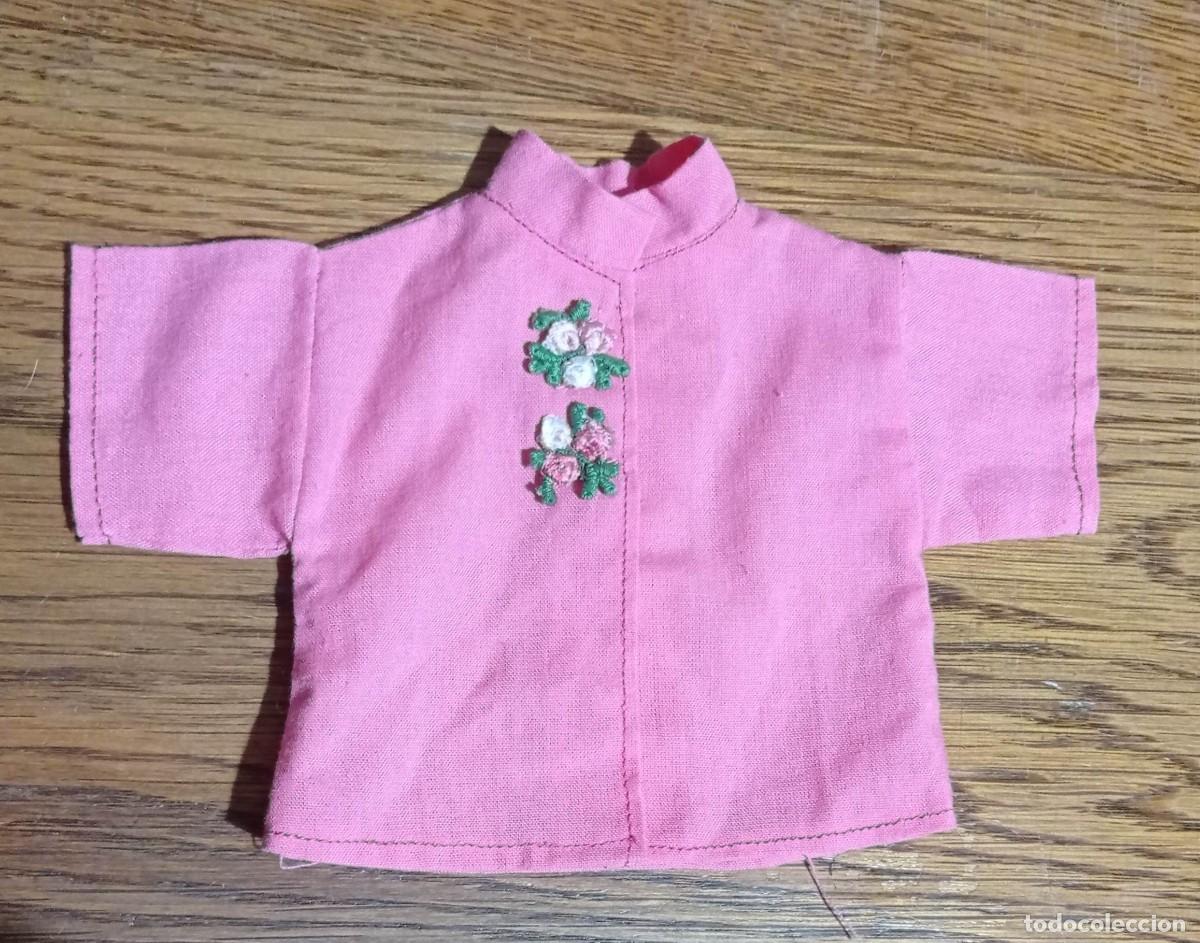 Mu&ntilde;ecas Nancy y Lucas: CAMISA DE NANCY ROSA CON FLORES ETIQUETA REF 1850