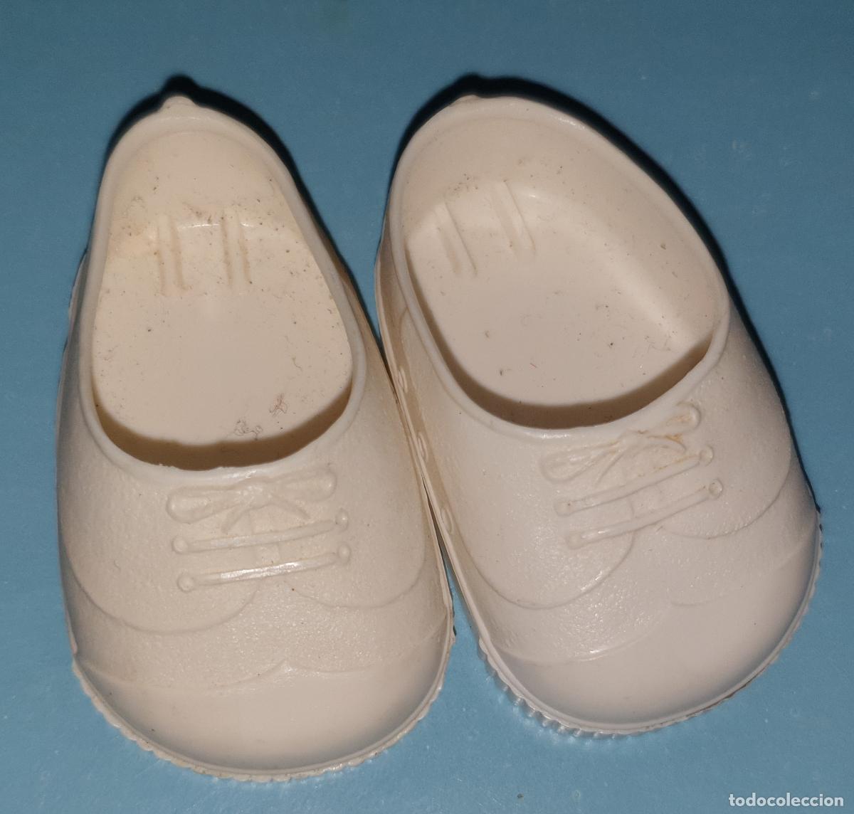 Mu&ntilde;ecas Nancy y Lucas: ZAPATILLAS TENIS DE NANCY A&Ntilde;OS 70