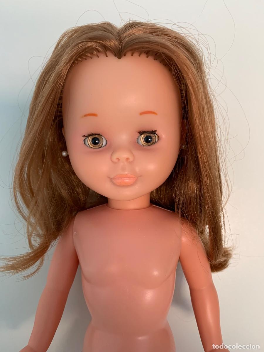 Mu&ntilde;ecas Nancy y Lucas: Nancy pelirroja, patabollo, brazo duro, ojos margarita miel. A&ntilde;os 70. Solo Famosa en nuca.