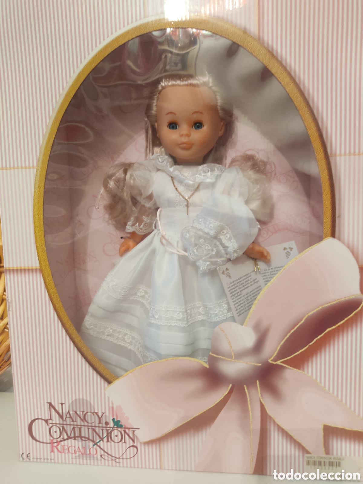 Mu&ntilde;ecas Nancy y Lucas: Nancy comuni&oacute;n, colecci&oacute;n de 2005