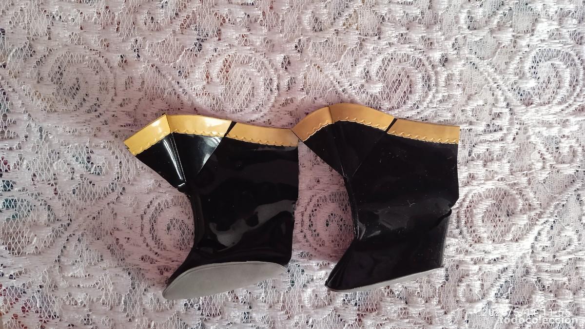 Nancy and Lucas Dolls: BOTAS EN LAS CARRERAS DEFECTUOSAS