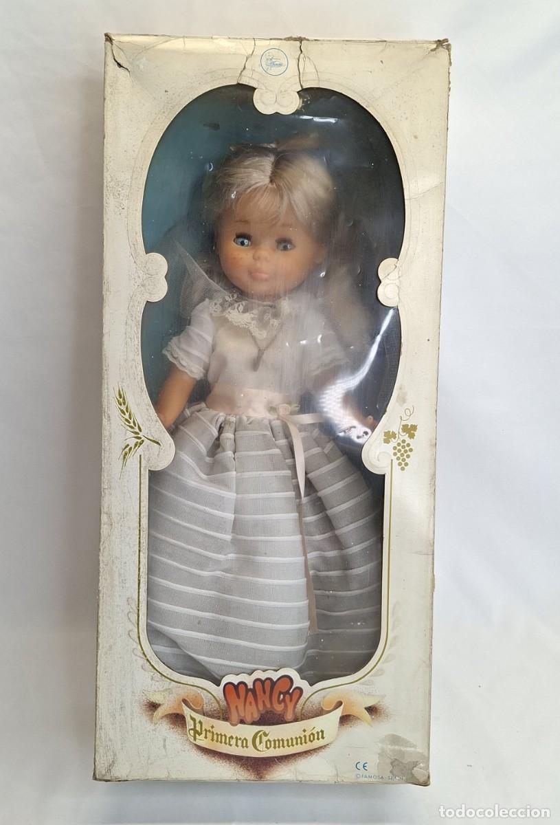 Mu&ntilde;ecas Nancy y Lucas: MU&Ntilde;ECA NANCY COMUNION CON CAJA, LE FALTA LAVADO AL VESTIDO.