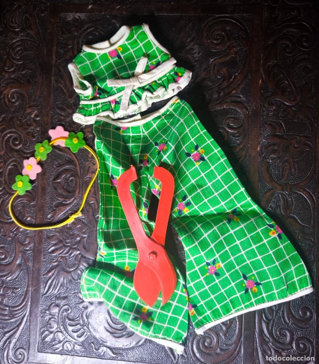 Mu&ntilde;ecas Nancy y Lucas: Conjunto Jard&iacute;n de mu&ntilde;eca Nancy de Famosa. Con su diadema y tijeras de podar.