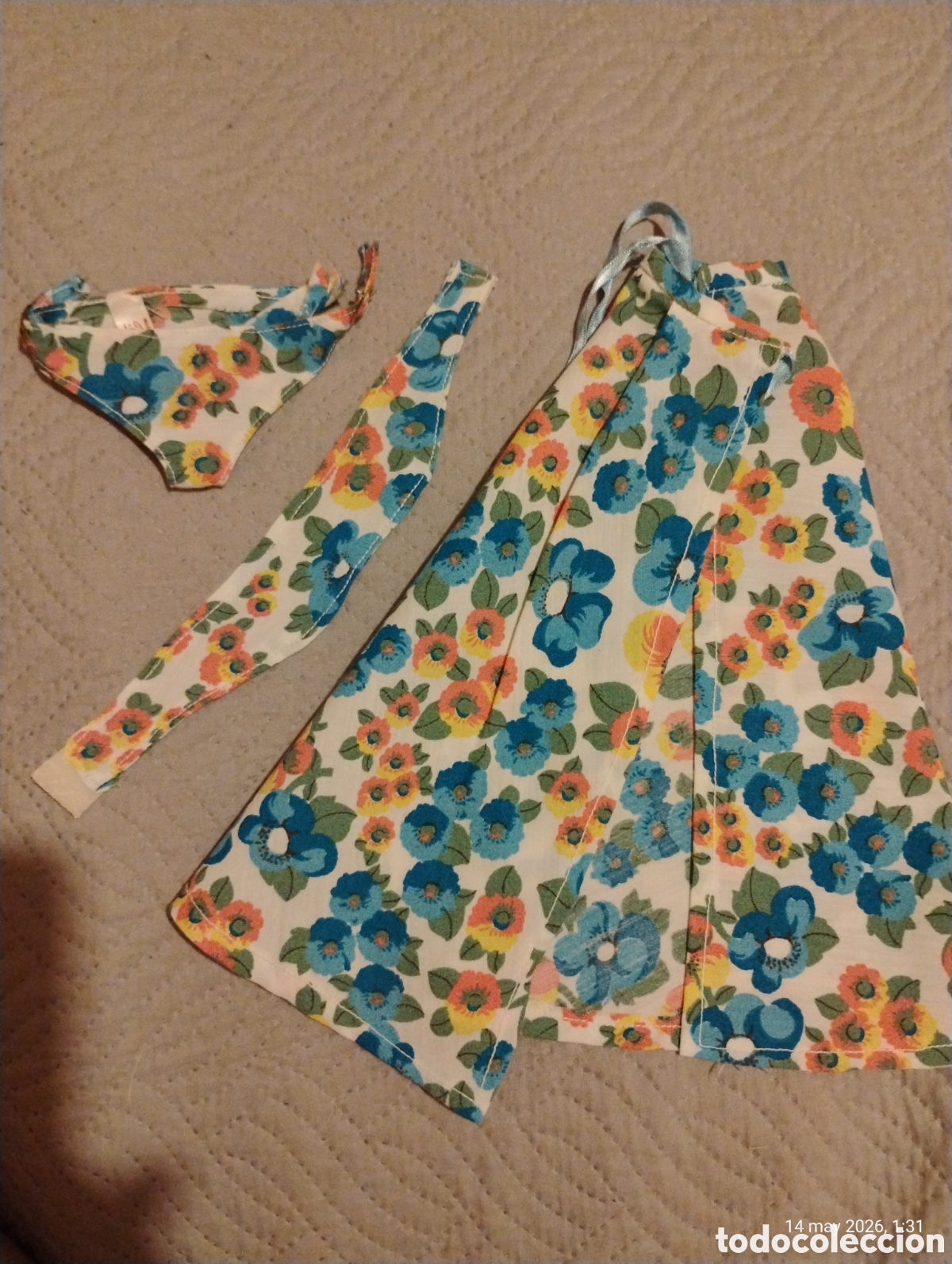 Mu&ntilde;ecas Nancy y Lucas: Lote Ropa Nancy A&ntilde;os 70 - Bikini Completo y Pareo Flores (Famosa Original)