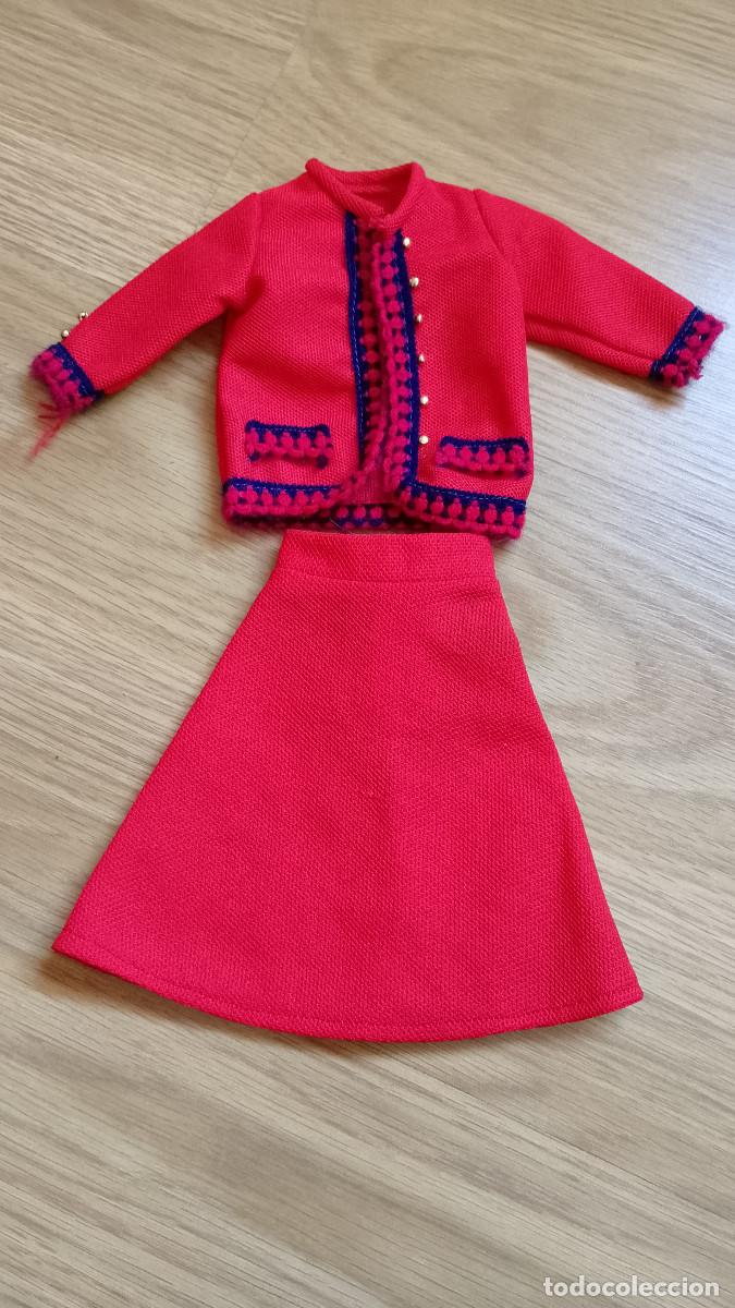 Mu&ntilde;ecas Nancy y Lucas: VESTIDO NANCY FAMOSA A&Ntilde;OS 70-80 CONJUNTO ROJO CHANEL