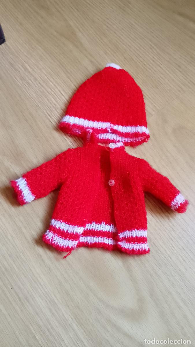 Mu&ntilde;ecas Nancy y Lucas: CHAQUETA Y GORRO NANCY FAMOSA DE PUNTO SKY, ESQUIADORA