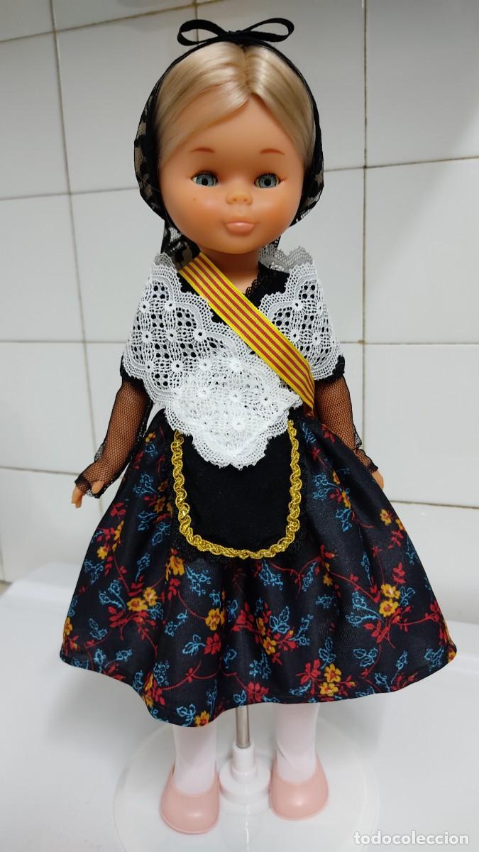 Mu&ntilde;ecas Nancy y Lucas: Vestido regional Nancy
