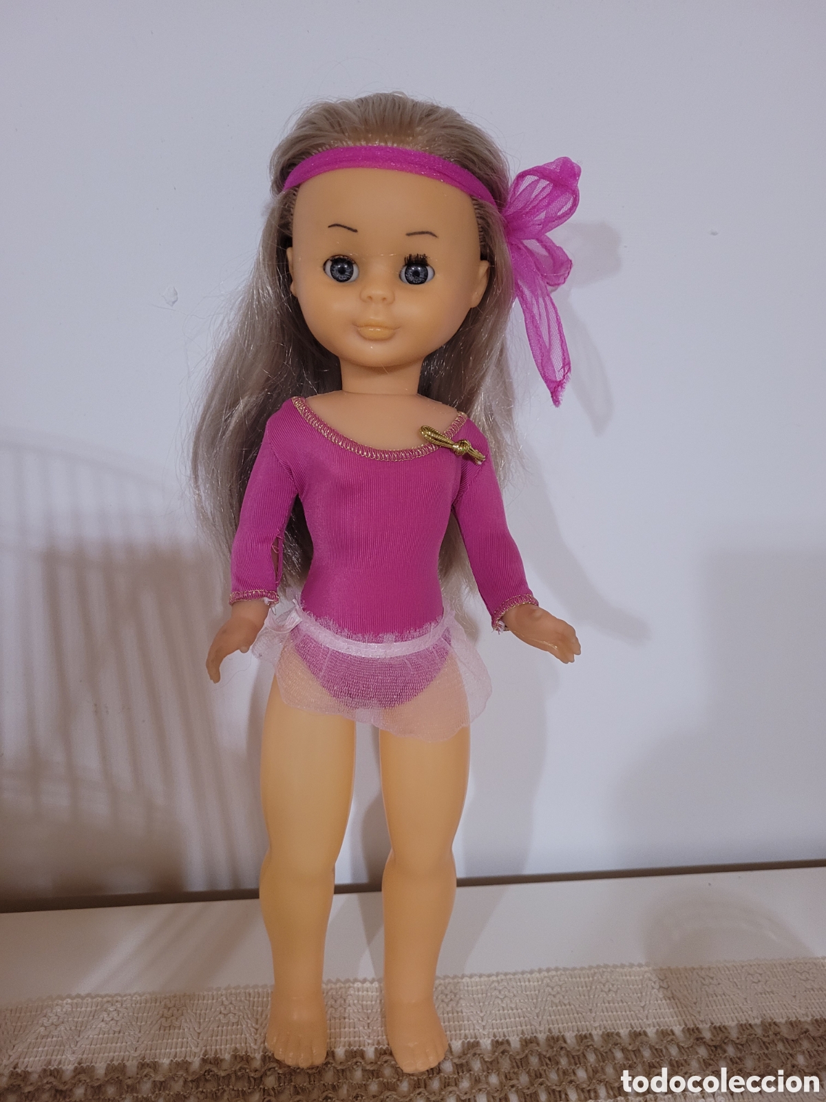 Poup&eacute;es Nancy et Lucas: Mu&ntilde;eca antigua Nancy
