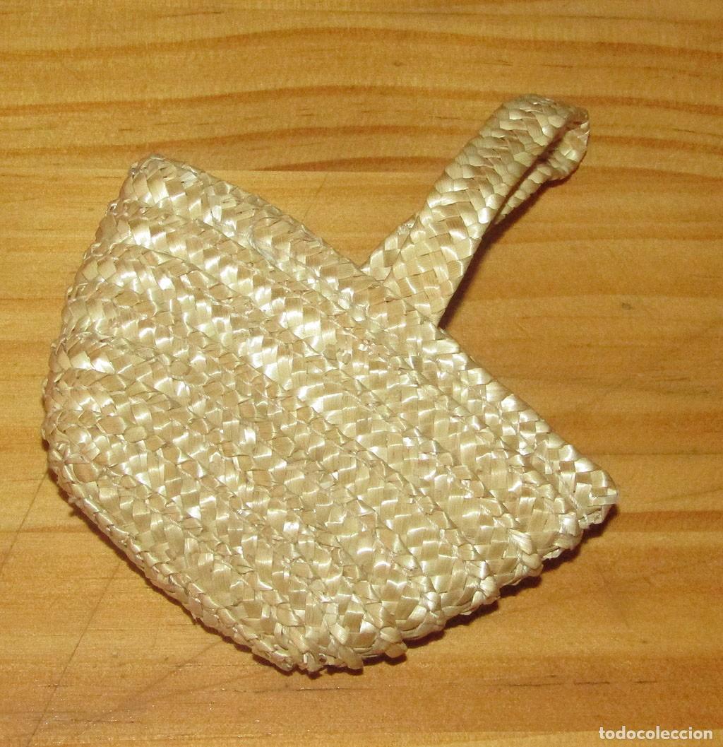 Mu&ntilde;ecas Nancy y Lucas: ANTIGUO CESTO O BOLSO DE MIMBRE DEL CONJUNTO PRIMAVERA DE NANCY, DE FAMOSA - A&Ntilde;OS 70