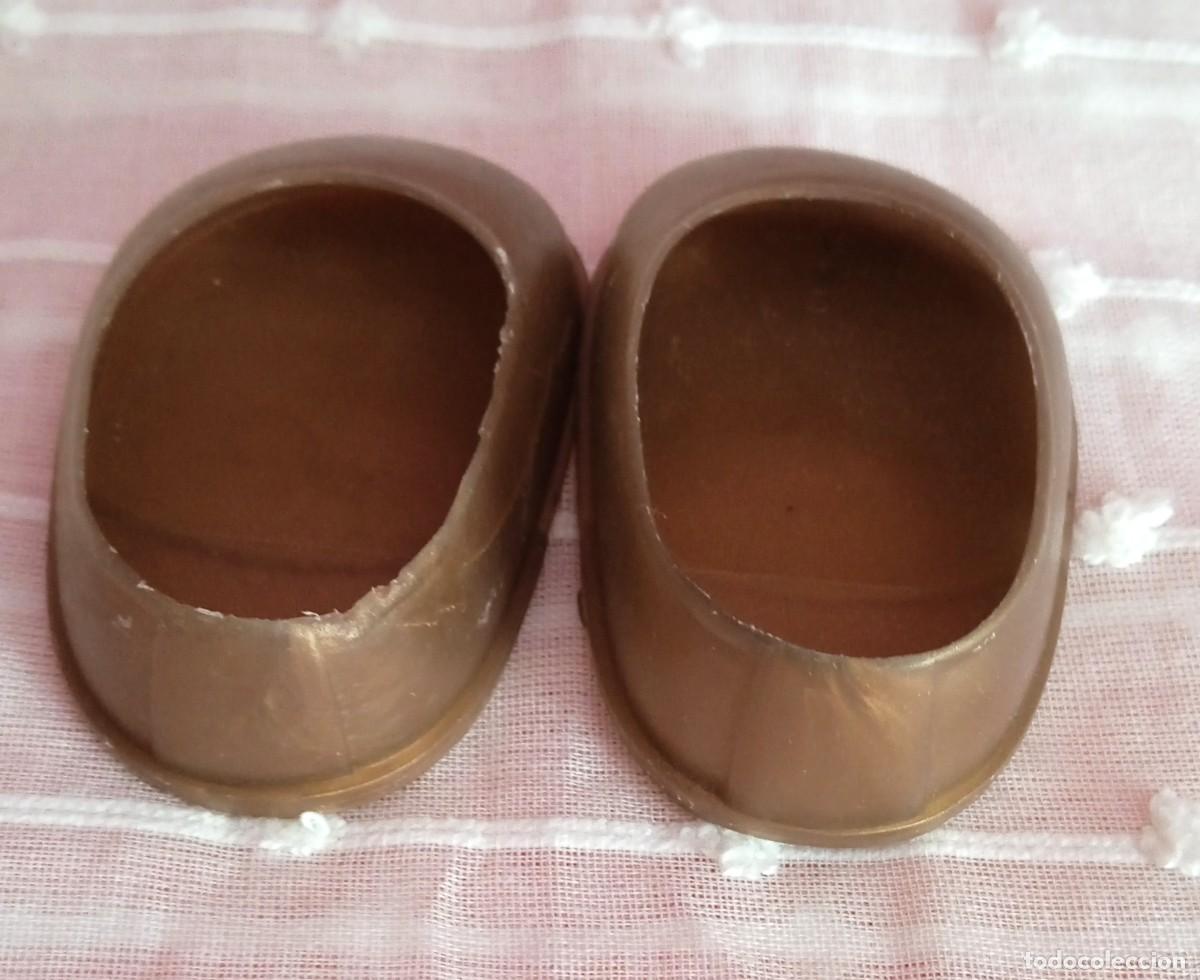 Mu&ntilde;ecas Nancy y Lucas: ZAPATOS DORADOS NANCY - Foto 5