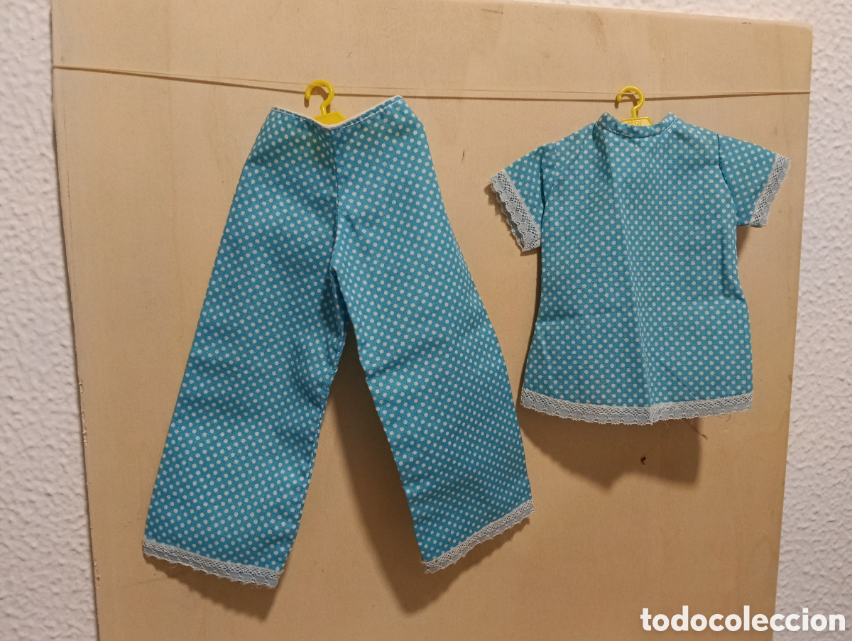 Mu&ntilde;ecas Nancy y Lucas: Pijama Original Nancy de Famosa (A&ntilde;os 70) - Con Etiqueta - Dos Piezas.