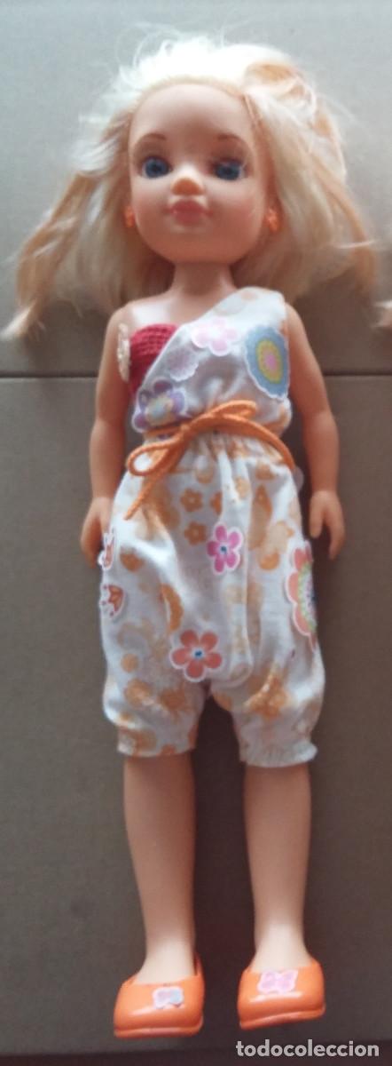 Mu&ntilde;ecas Nancy y Lucas: 001306JUG-Mu&ntilde;eca nancy vestido flores - gemelas