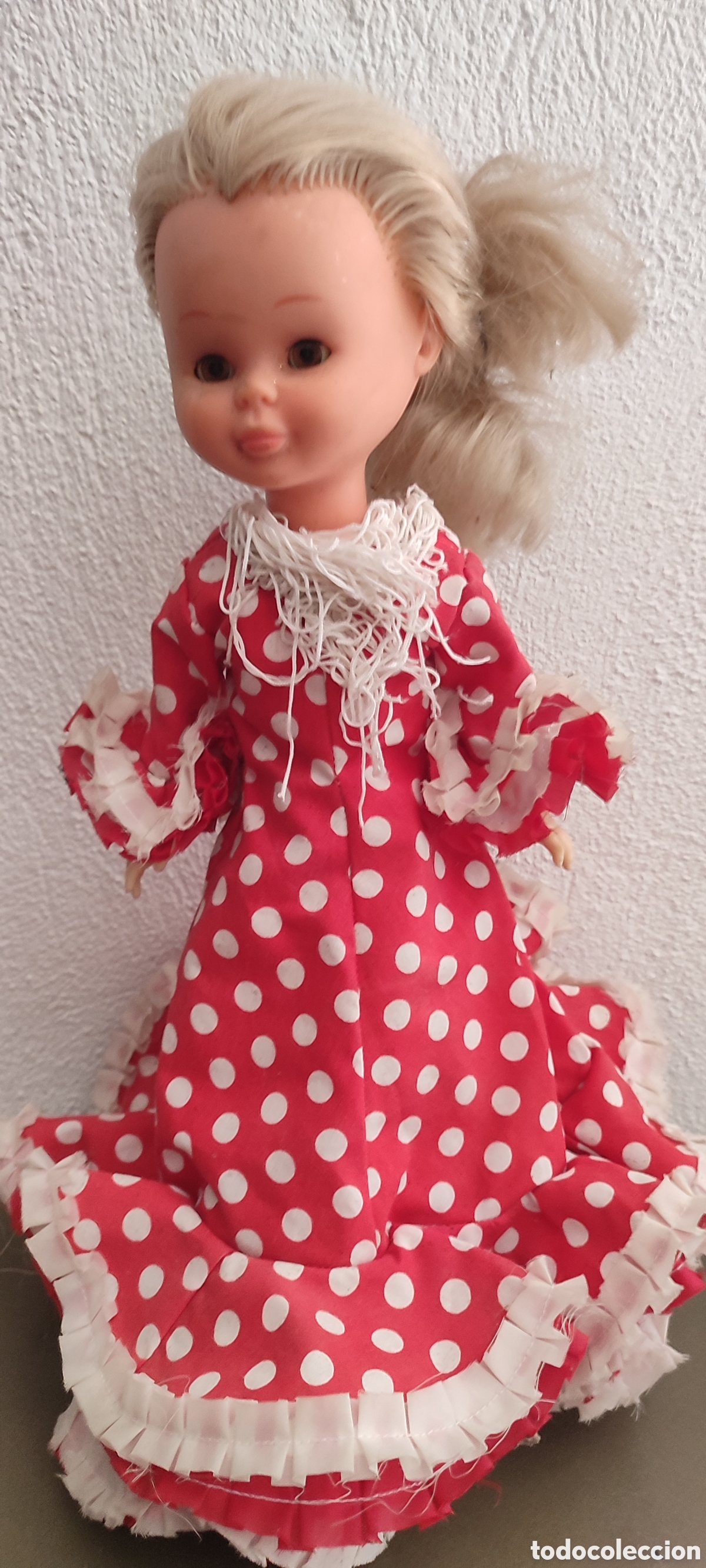 Mu&ntilde;ecas Nancy y Lucas: Mu&ntilde;eca Nancy de Famosa vestido sevillana. Ojos miel margarita, patabollo. Ver fotos