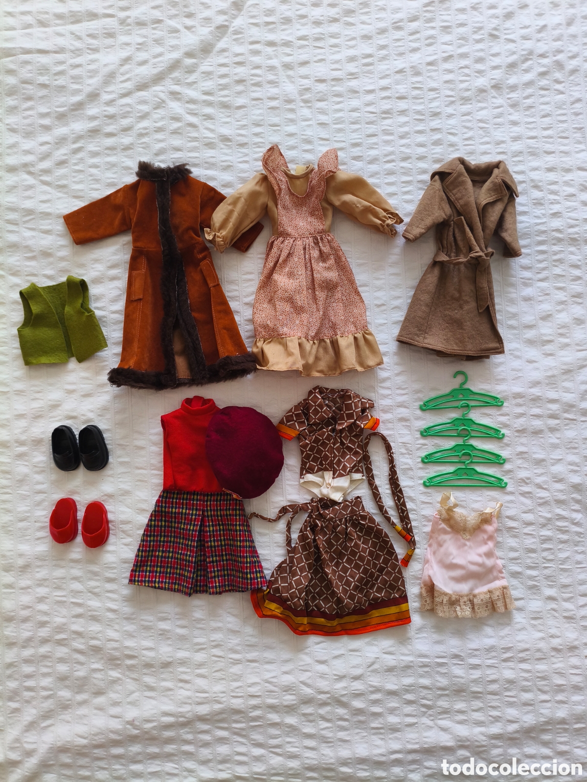 Mu&ntilde;ecas Nancy y Lucas: Nancy a&ntilde;os 70 con colecci&oacute;n original de ropa y complementos - Foto 2