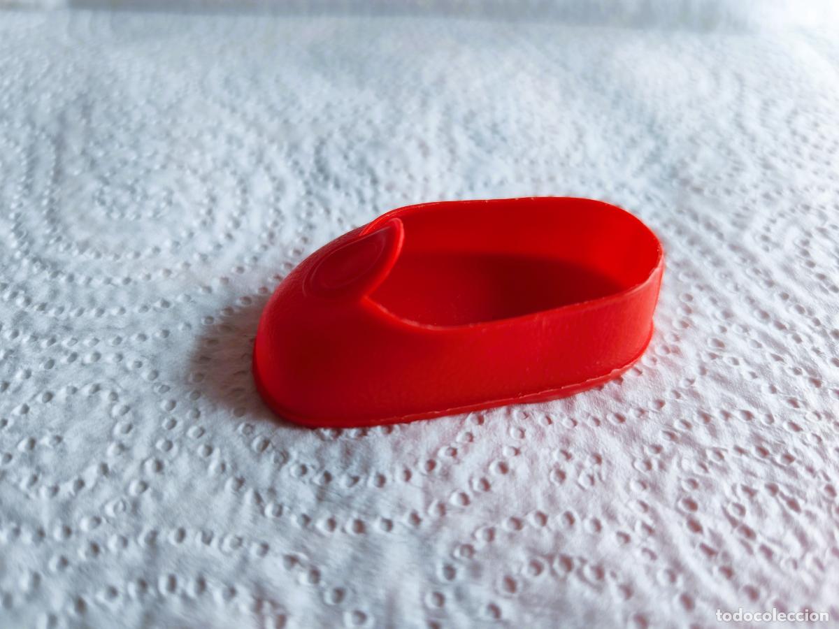 Mu&ntilde;ecas Nancy y Lucas: NANCY - Antiguo Zapato Bot&oacute;n Rojo - Foto 2