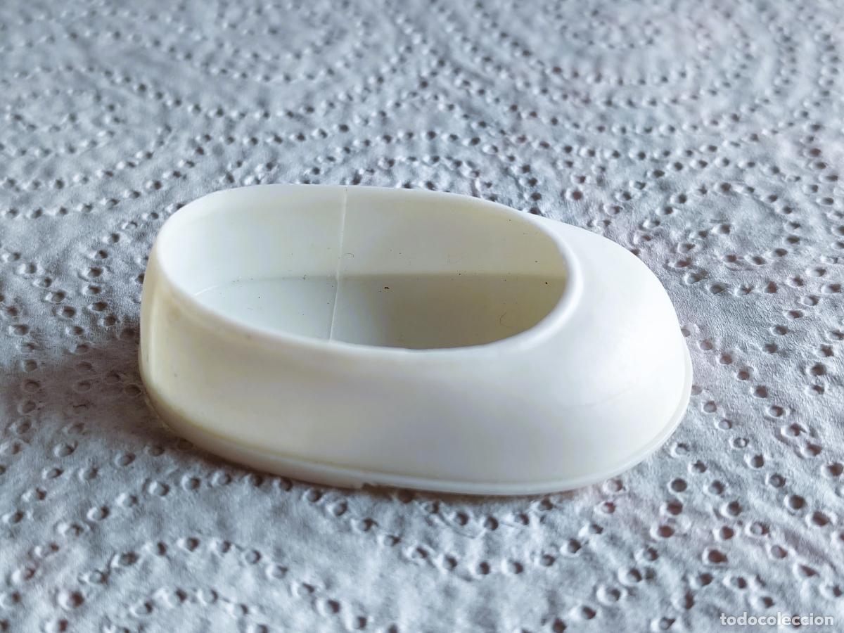Mu&ntilde;ecas Nancy y Lucas: NANCY - Antiguo Zapato Blanco - Foto 1