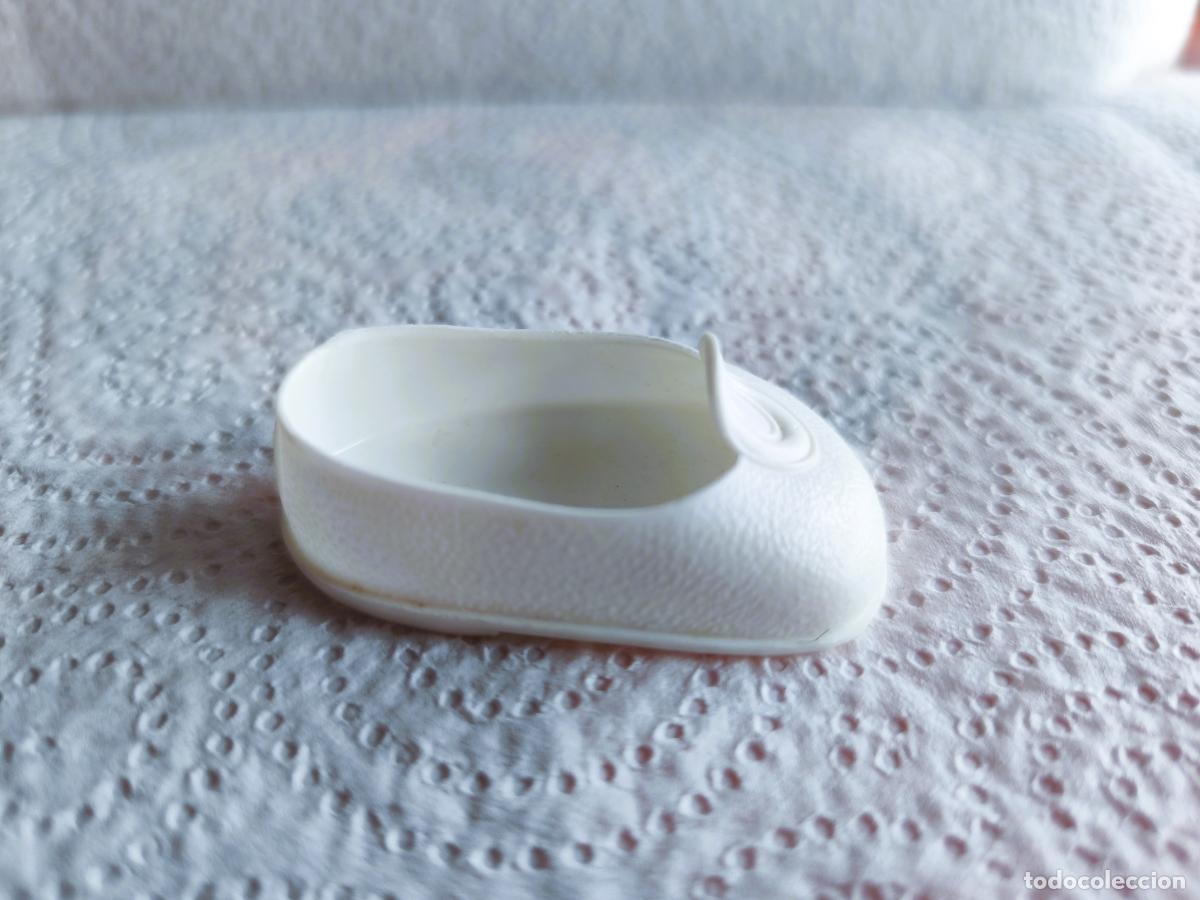 Mu&ntilde;ecas Nancy y Lucas: NANCY - Antiguo Zapato Blanco de Bot&oacute;n - Foto 5