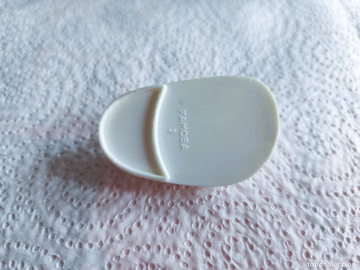 Mu&ntilde;ecas Nancy y Lucas: NANCY - Antiguo Zapato Blanco de Bot&oacute;n - Foto 6