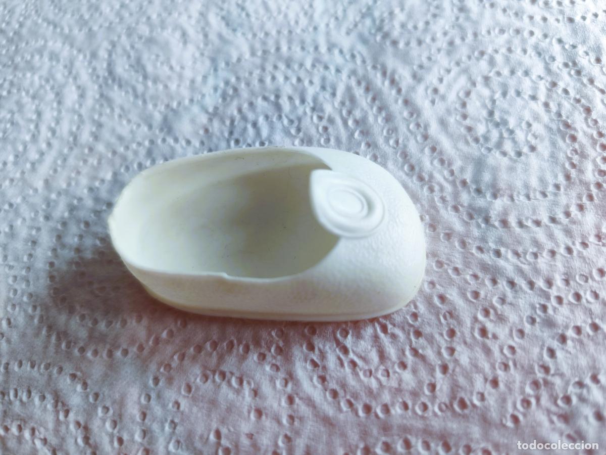 Mu&ntilde;ecas Nancy y Lucas: NANCY - Antiguo Zapato Blanco de Bot&oacute;n - Foto 5