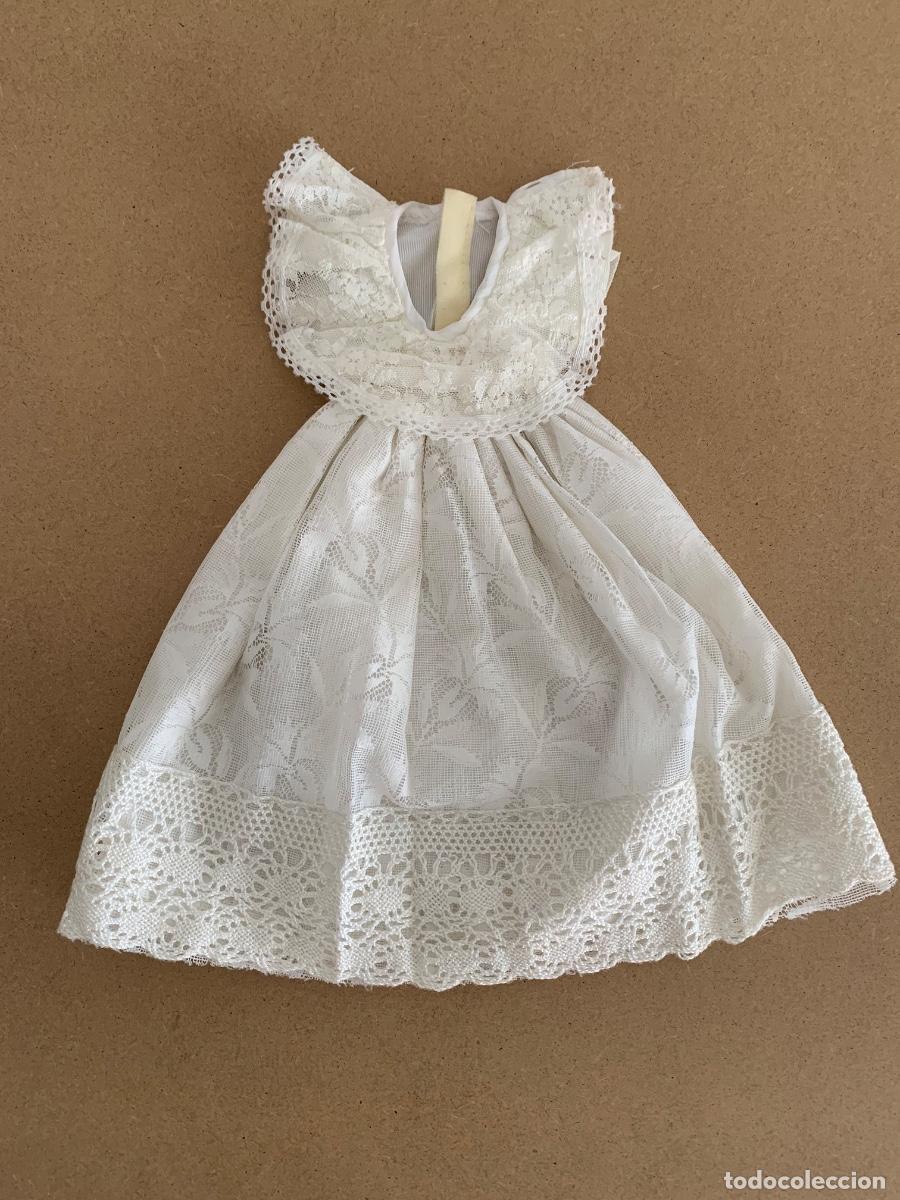 Poup&eacute;es Nancy et Lucas: Nancy. Vestido largo volantes cuello a&ntilde;os 80, original. Famosa. Leer