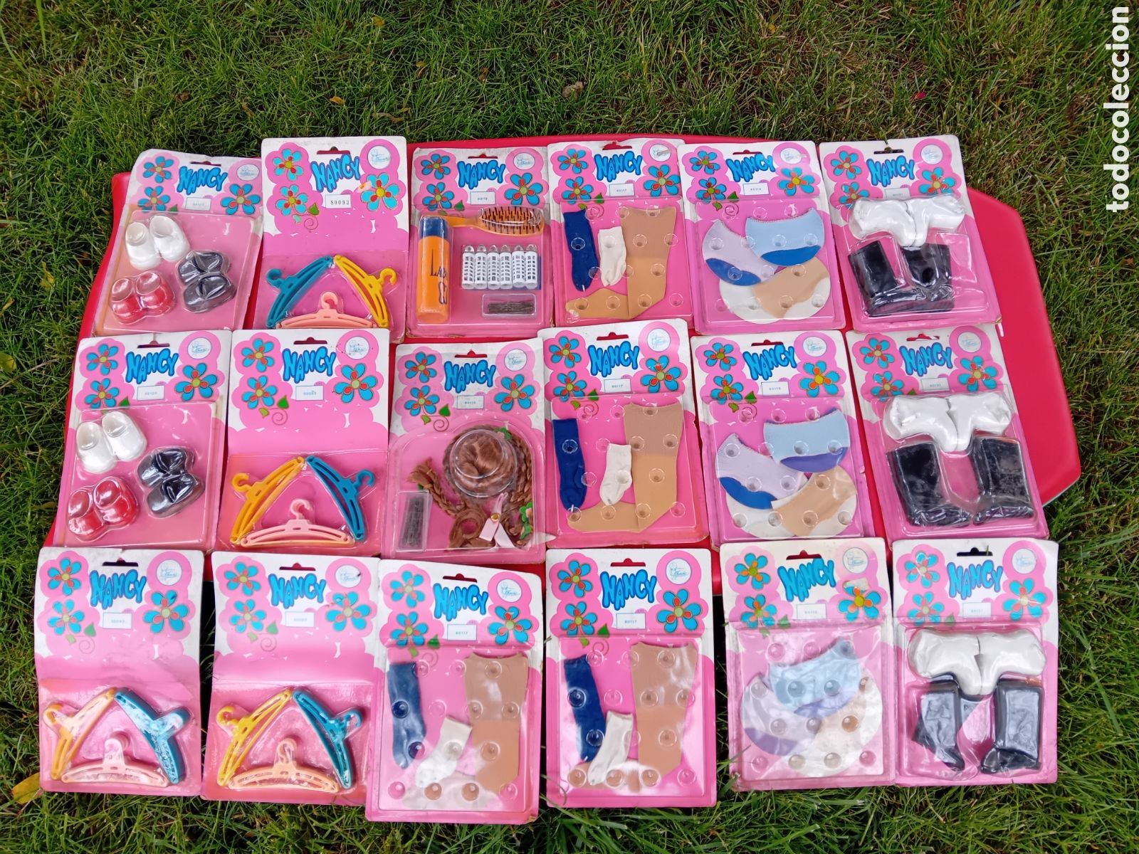 Mu&ntilde;ecas Nancy y Lucas: Lote de 18 Blister Nancy Famosa