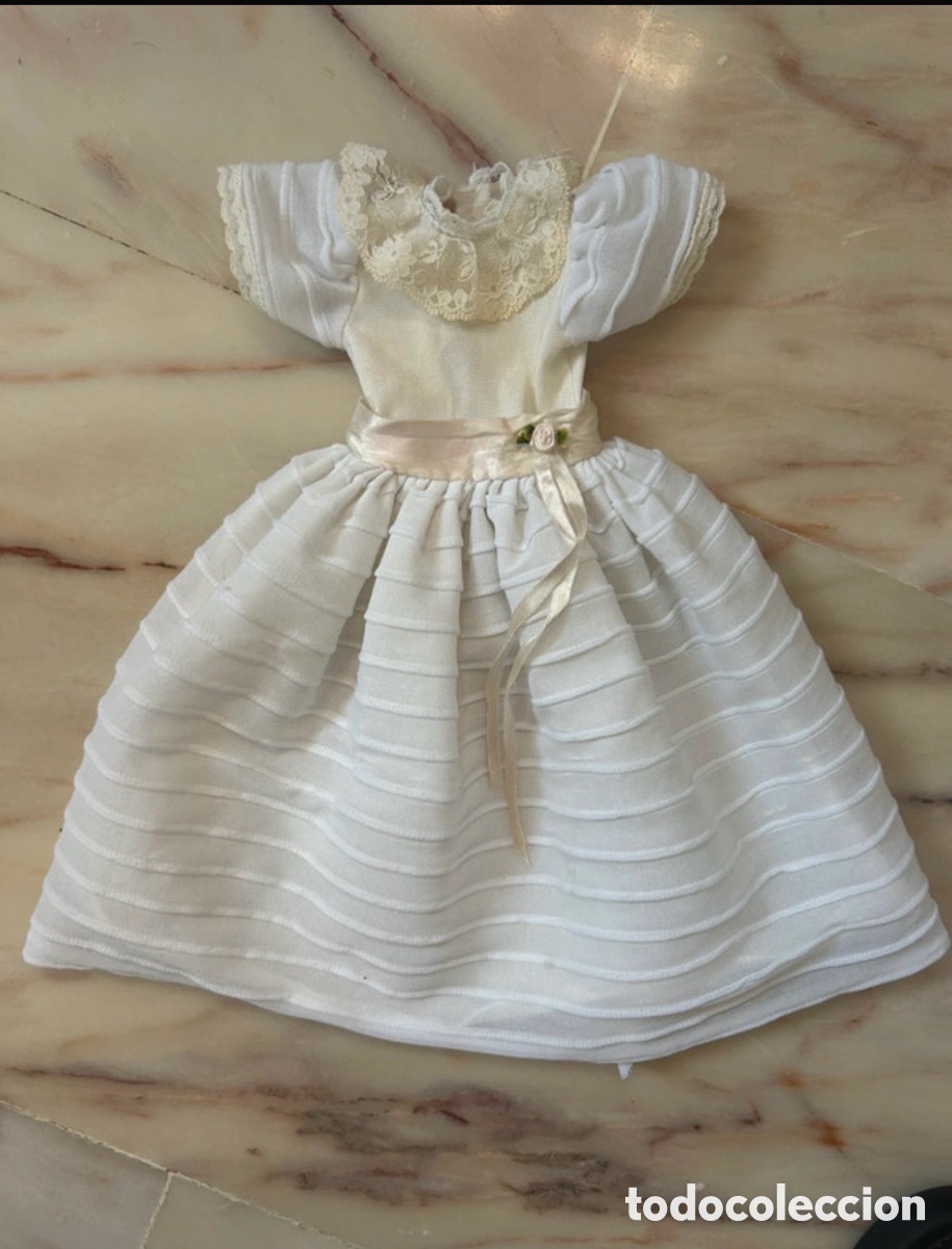 Mu&ntilde;ecas Nancy y Lucas: Vestido Comuni&oacute;n Nancy