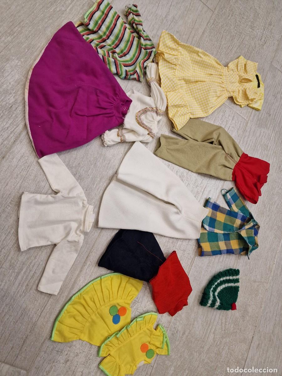 Mu&ntilde;ecas Nancy y Lucas: Bonito lote de vestidos mu&ntilde;eca nancy