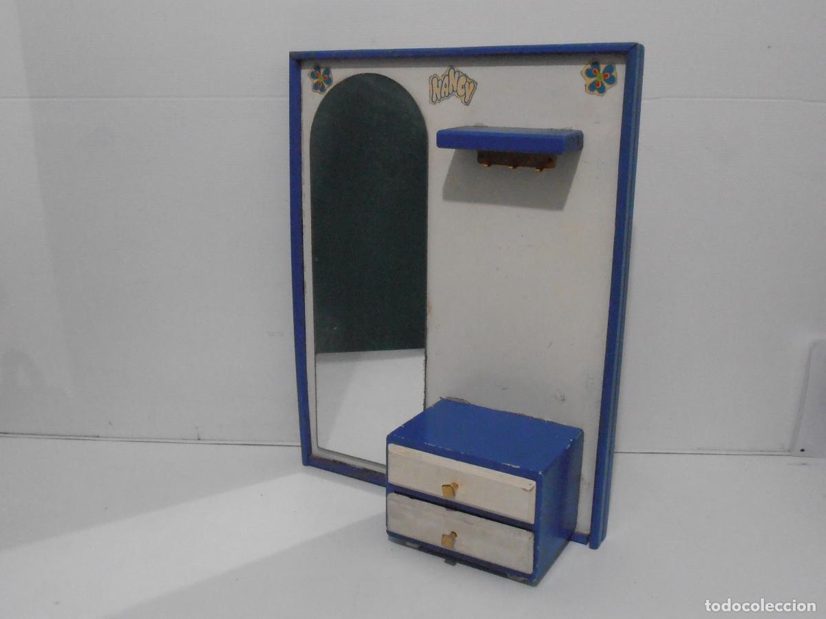 Mu&ntilde;ecas Nancy y Lucas: ESPEJO VESTIDOR CAJONERA NANCY ORIGINAL FAMOSA, A&Ntilde;OS 70