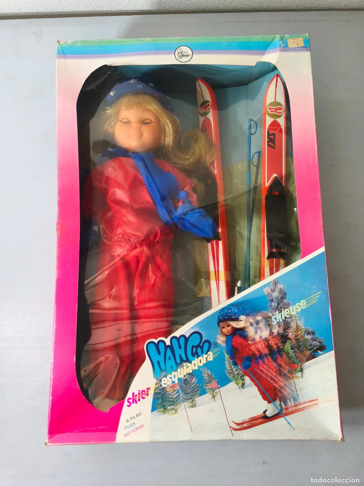 Mu&ntilde;ecas Nancy y Lucas: MU&Ntilde;ECA NANCY ESQUIADORA, FUNCIONA, FAMOSA, EN CAJA. CC